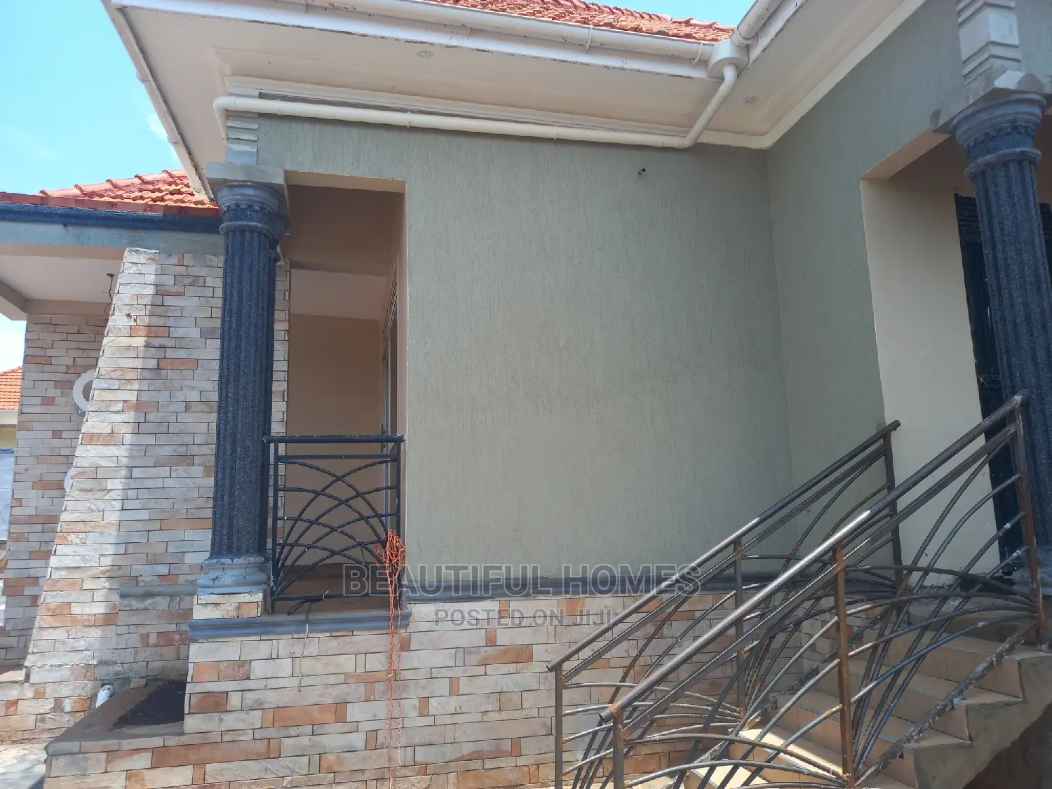 Furnished 4bdrm Bungalow in Kira for sale in Kira