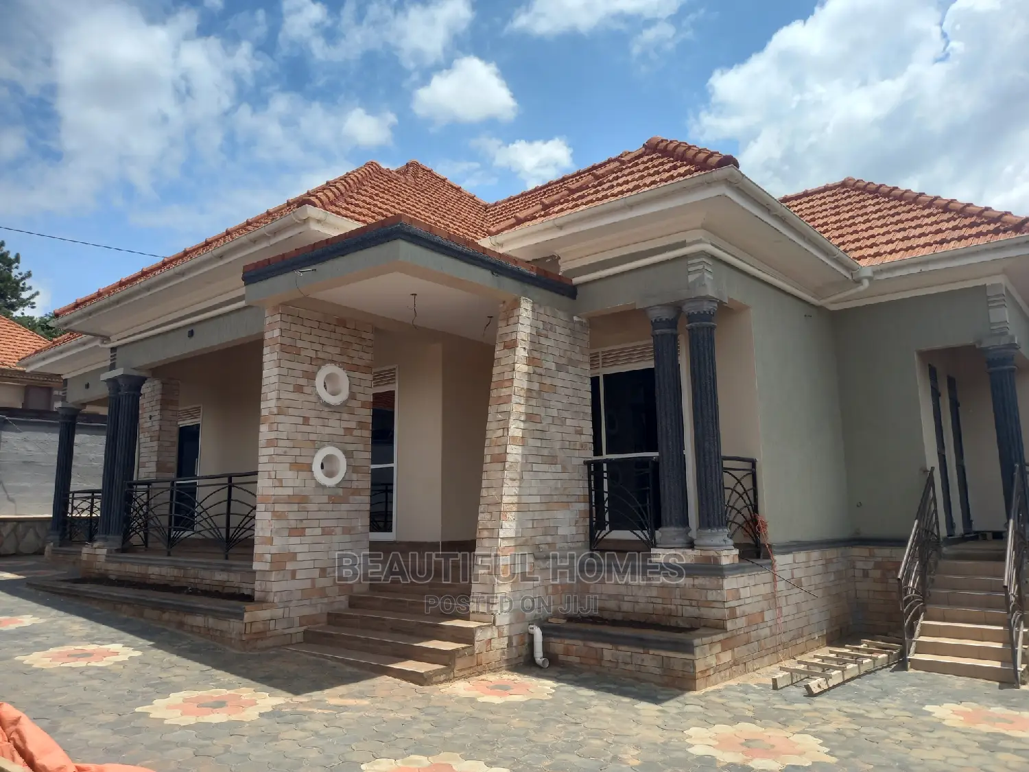 Furnished 4bdrm Bungalow in Kira Beautiful for Sale in Kira