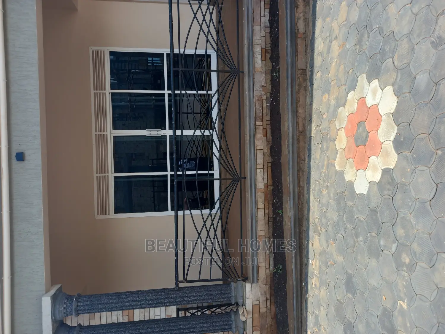 Furnished 4bdrm Bungalow in Kira Beautiful for Sale in Kira