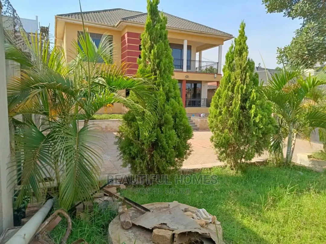 Furnished 5bdrm Duplex in Kira for Sale in Kira