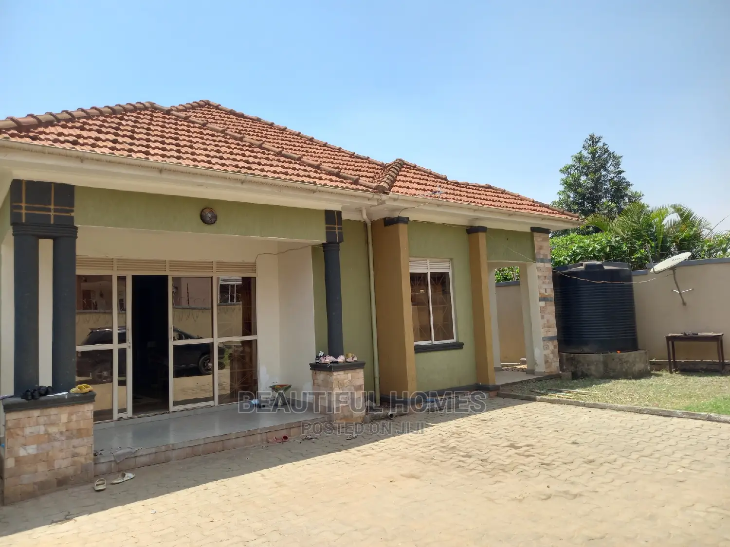 Furnished 4bdrm Bungalow in Kira Tarmacked for Sale in Kira