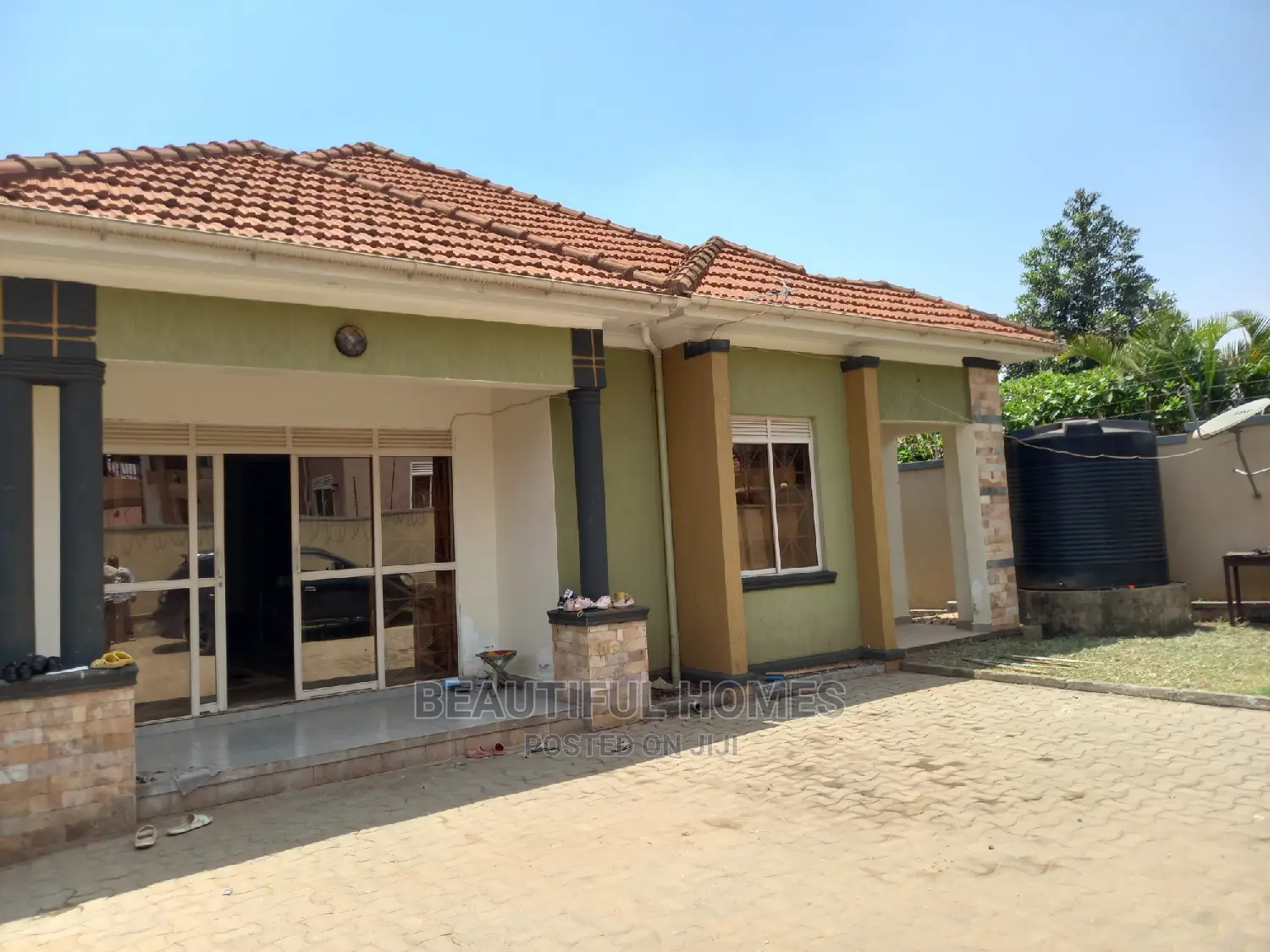 Furnished 4bdrm Bungalow in Kira Tarmacked for Sale in Kira