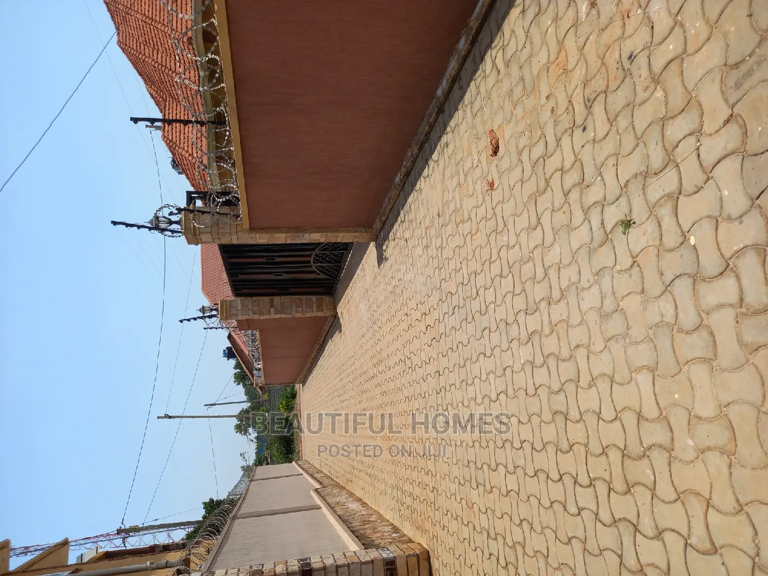 Furnished 4bdrm Bungalow in Kira Tarmacked for Sale in Kira
