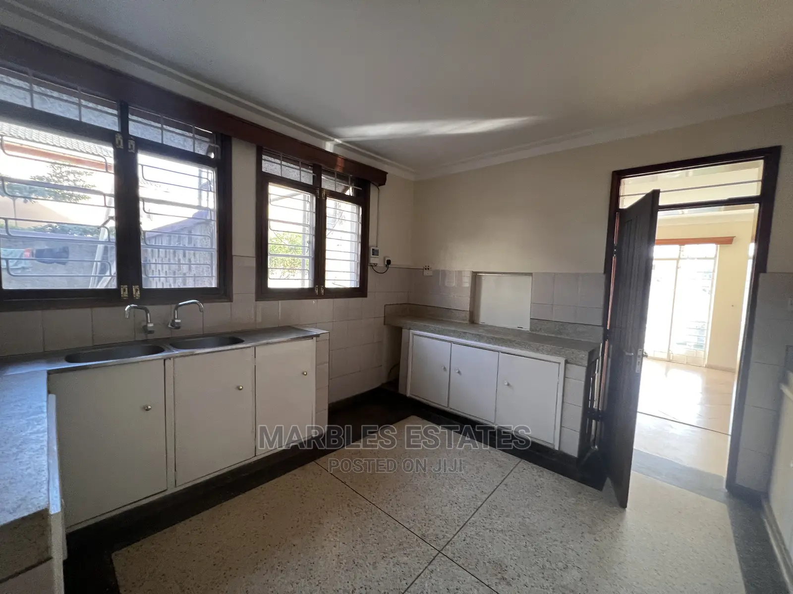 5bdrm House in Bugolobi, Central Division for Rent in Central Division