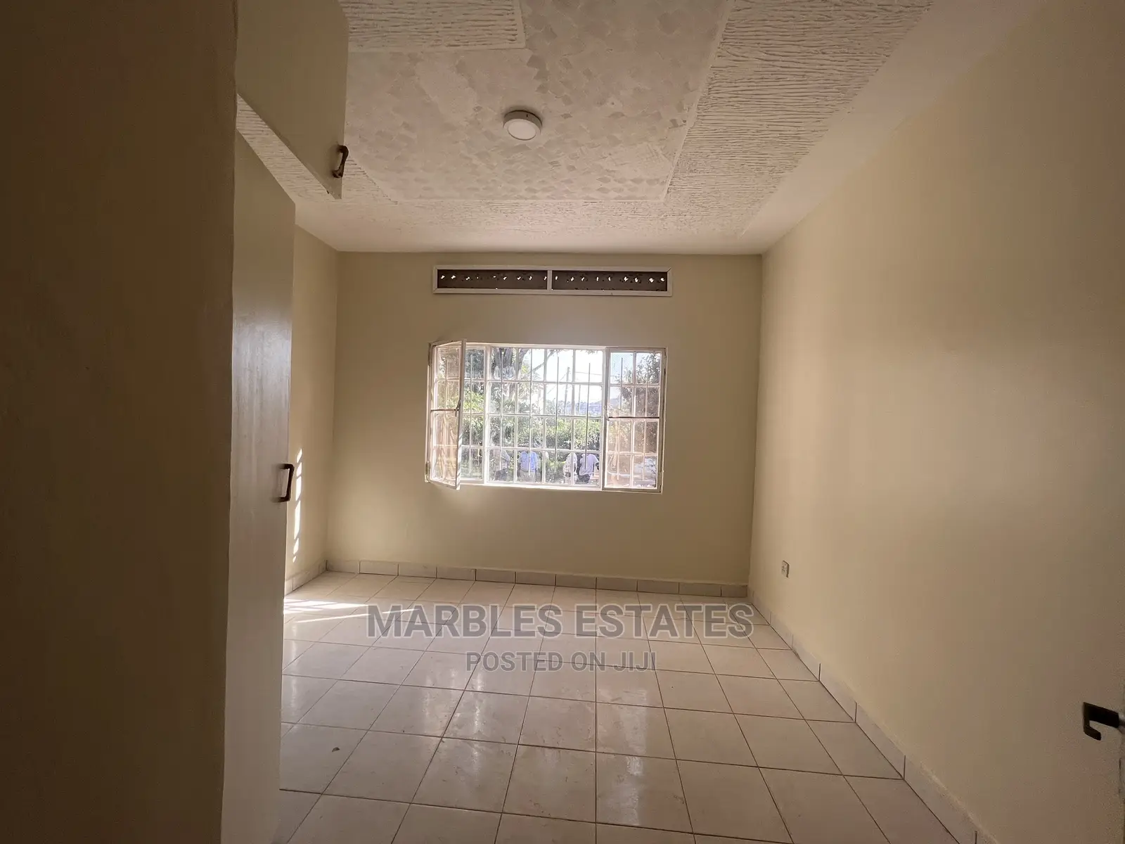 4bdrm Bungalow in Bugolobi, Central Division for Rent in Central Division