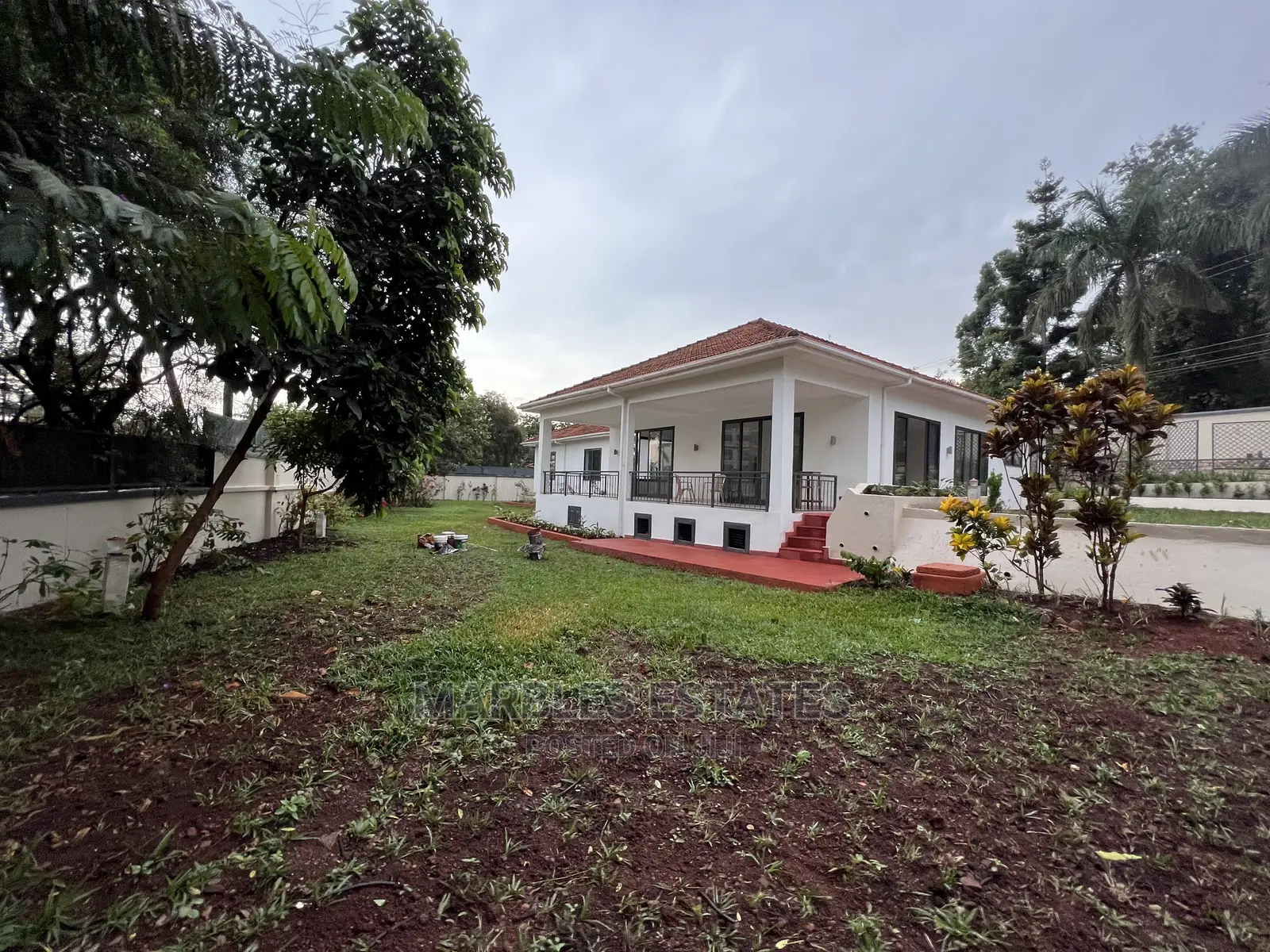 5bdrm Bungalow in Kololo, Central Division for sale in Central Division