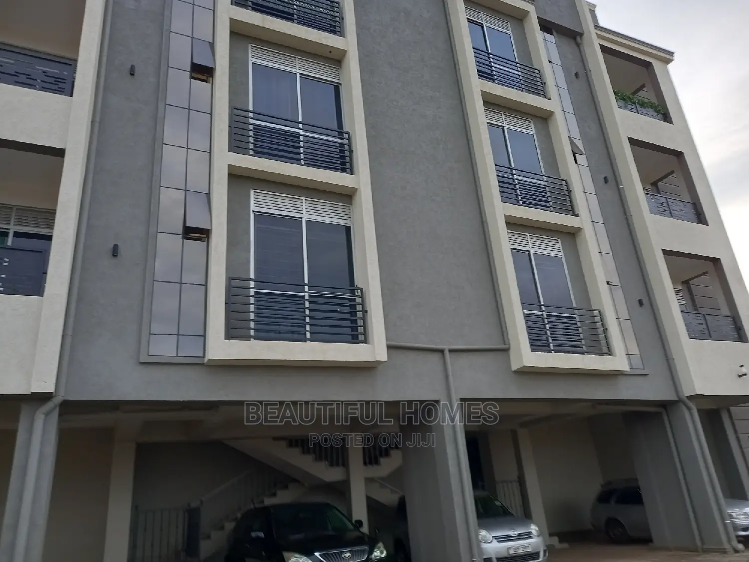 Furnished 2bdrm Apartment in Kisaasi Corporate, Central Division in Central Division