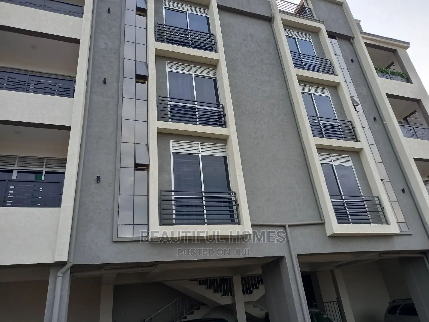 Furnished 2bdrm Apartment in Kisaasi, Central Division for Sale in Central Division