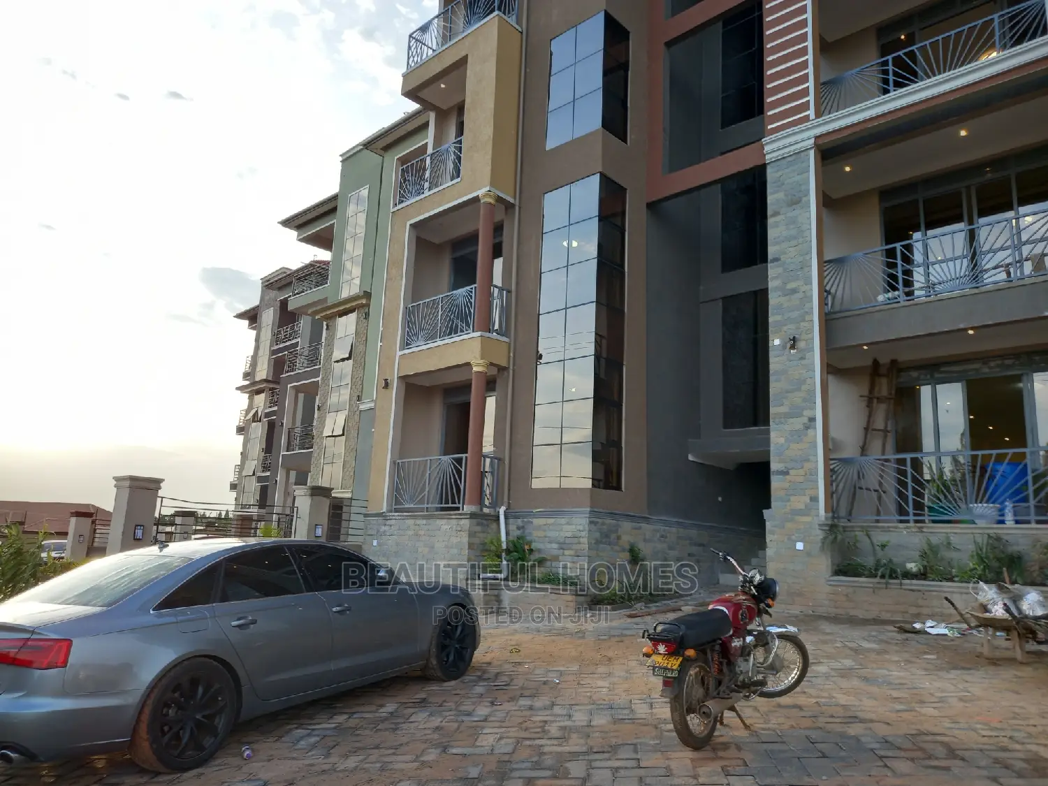 Furnished 2bdrm Block of Flats in Kyanja Rich, Central Division in Central Division
