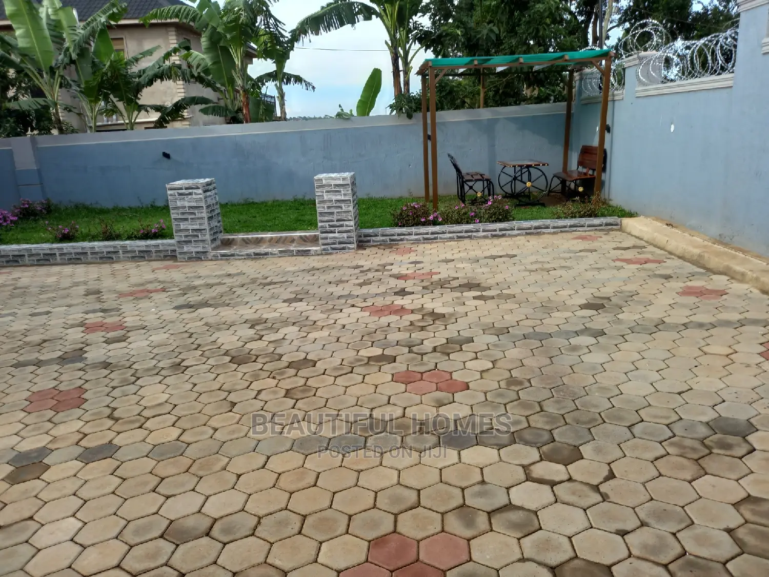 Furnished 4bdrm Bungalow in Kira, Central Division for Sale in Central Division