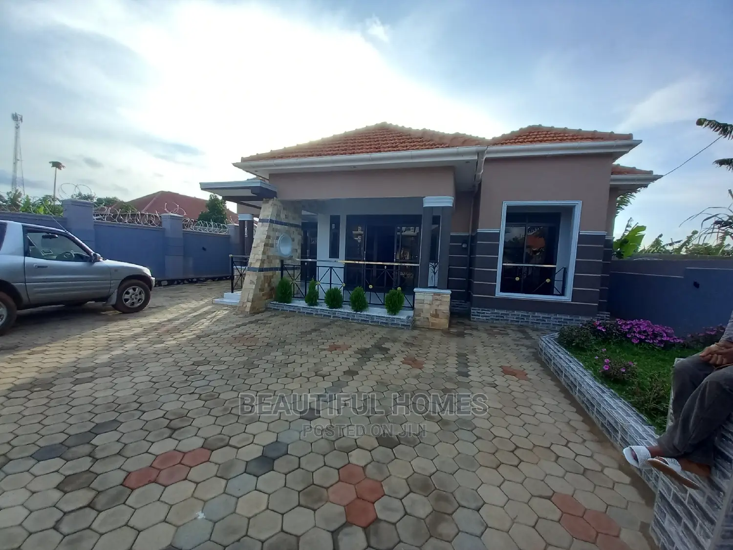 Furnished 4bdrm Bungalow in Kira for Sale in Kira