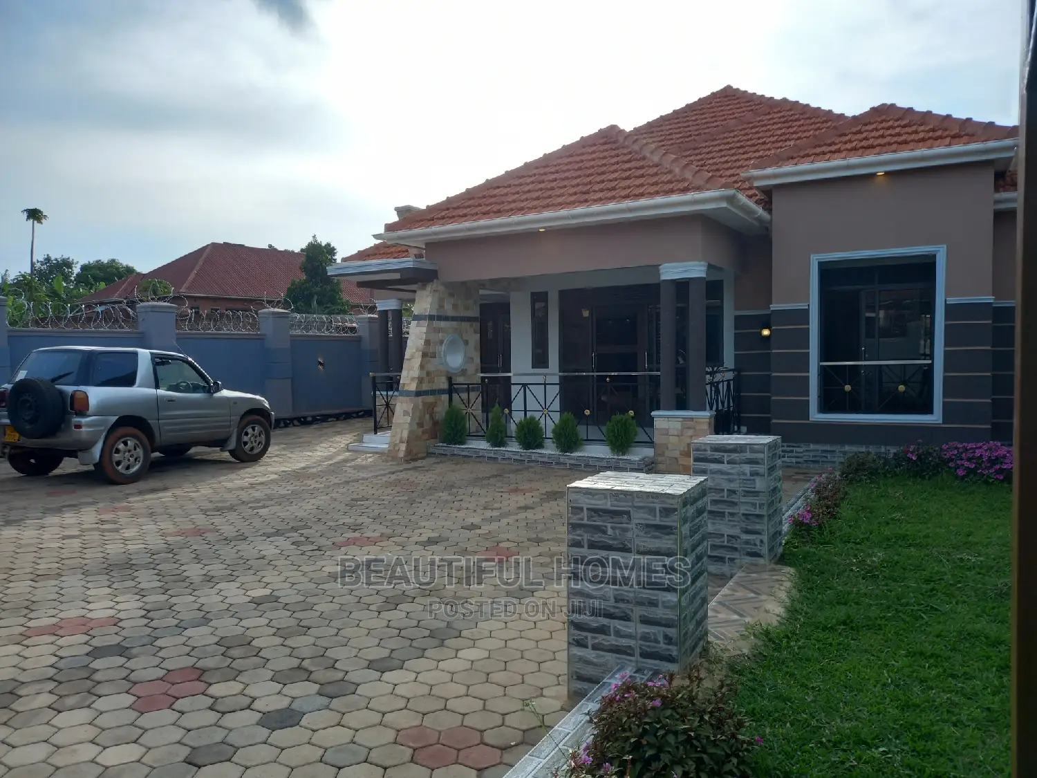 Furnished 4bdrm Bungalow in Kira for Sale in Kira