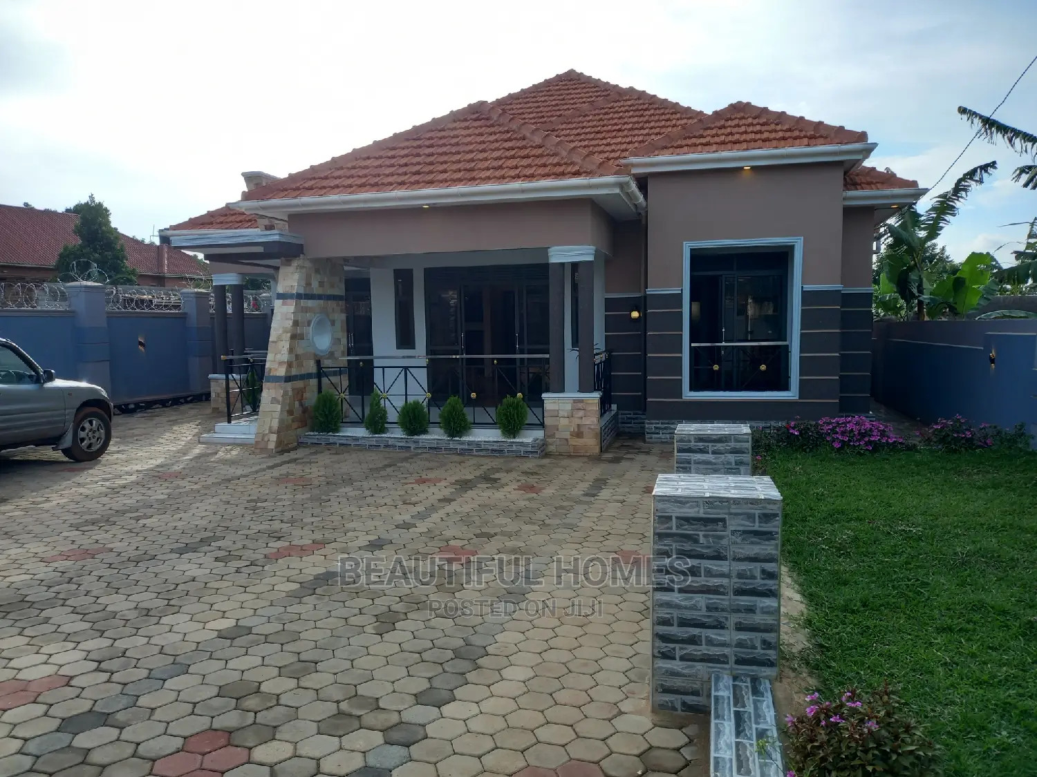 Furnished 4bdrm Bungalow in Kira for Sale in Kira