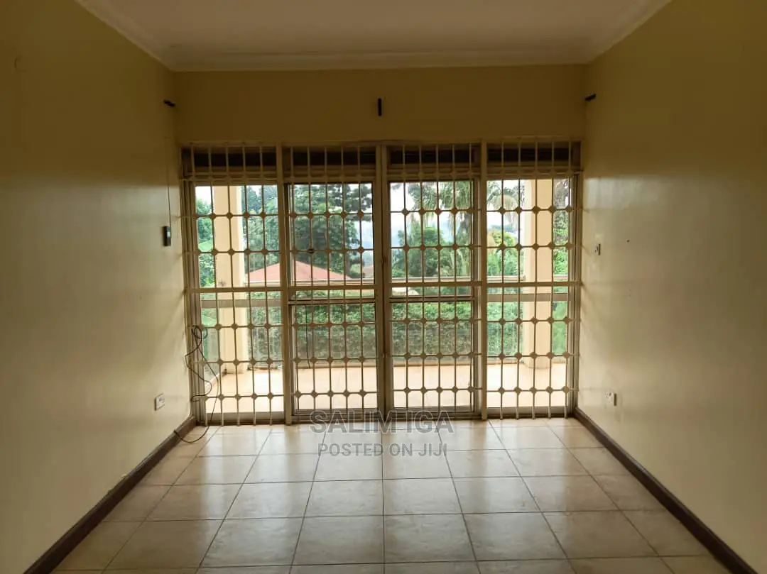 6bdrm Duplex in Kololo Property, Central Division for Rent in Central Division