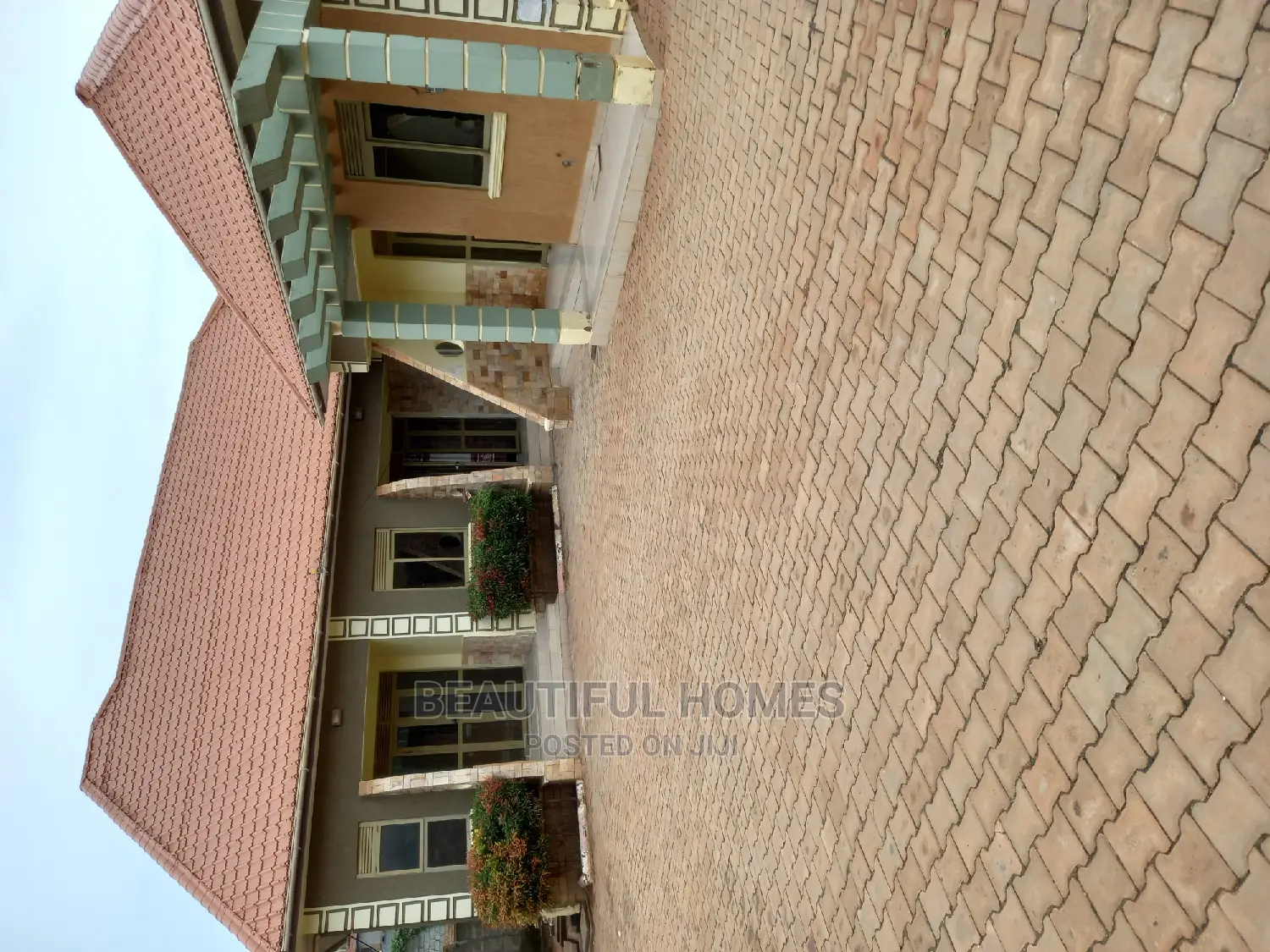 Furnished 1bdrm Apartment in Kira Town for Sale in Kira