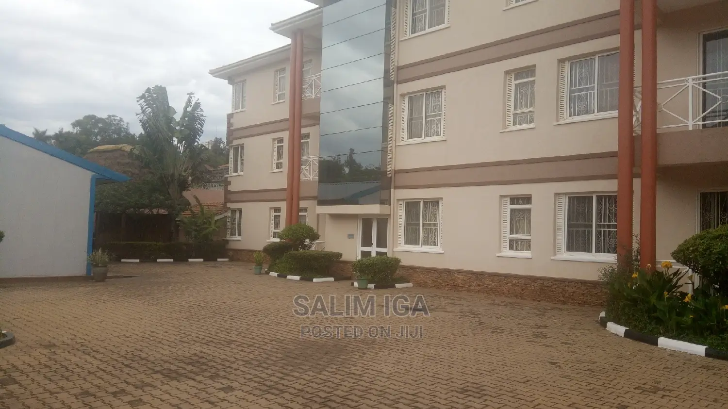 Furnished 10bdrm Block of Flats in Kololo Property, Central Division in Central Division