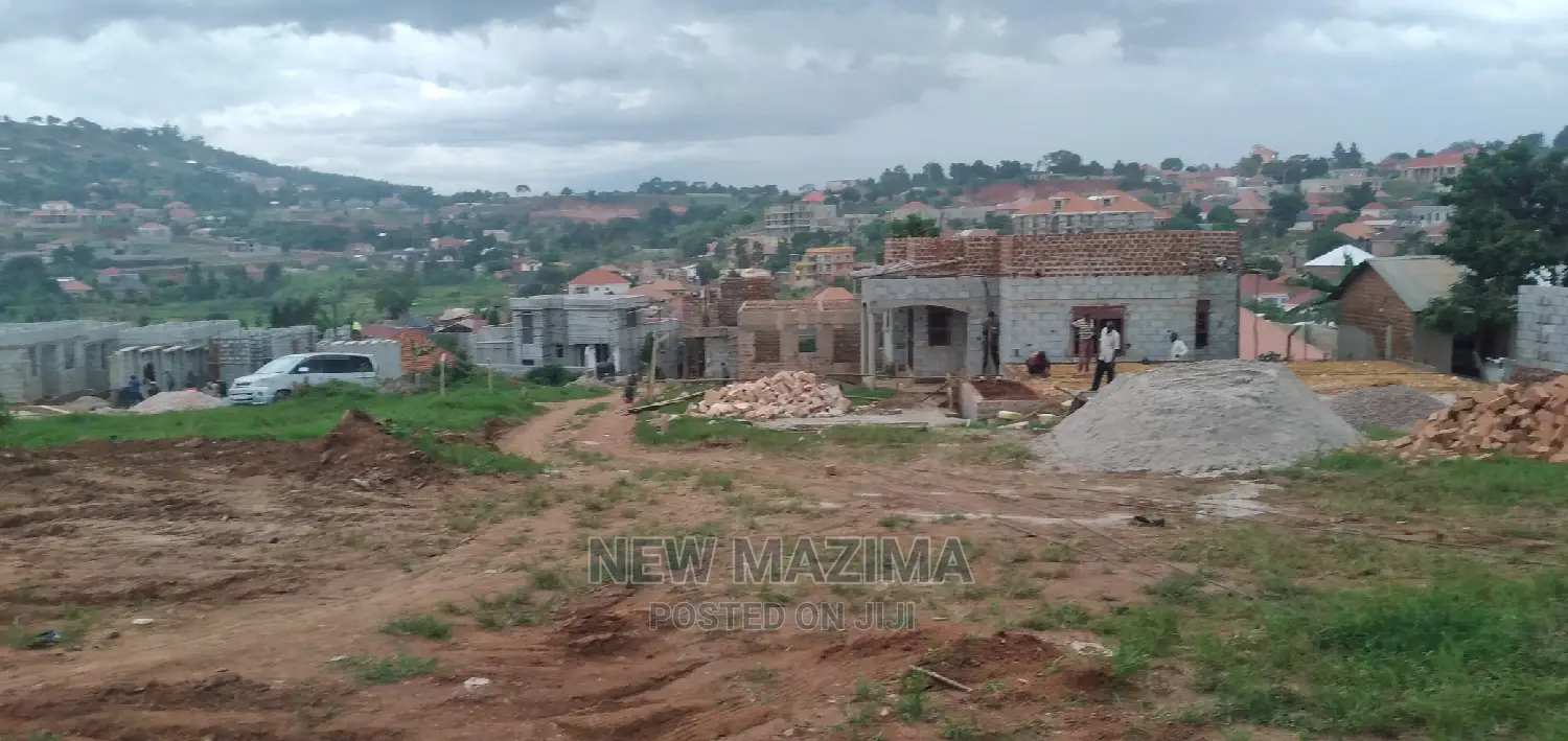 Very Beautiful Hot Plot on Quicksale Just After Munyonyo in Division A