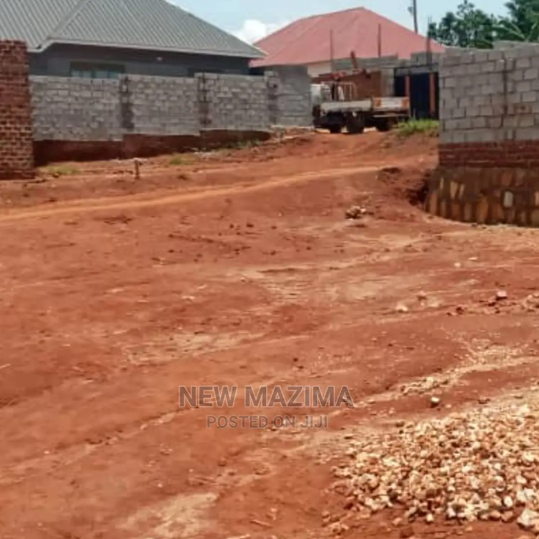 Very Affordable Plots Onquicksale Inheart of Namasuba Ndejje in Division A