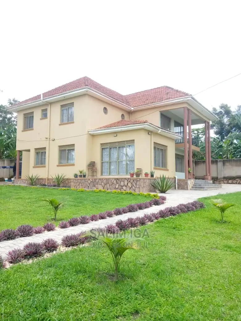 5bdrm Duplex in Kololo Property, Central Division for Rent in Central Division