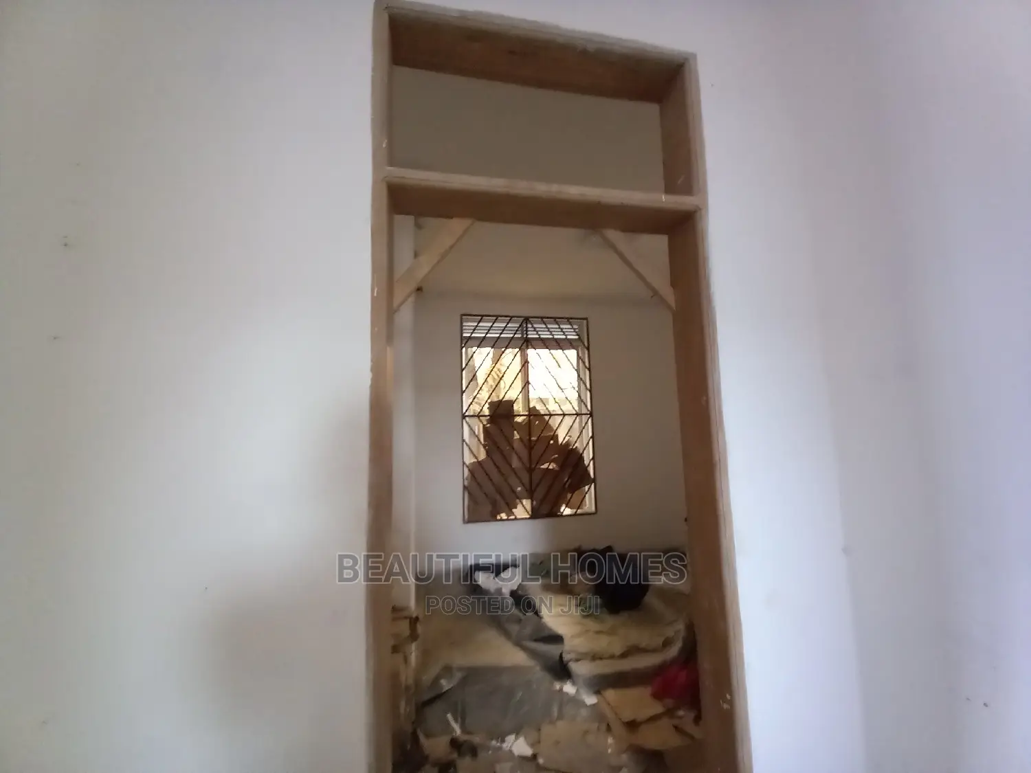 Furnished 4bdrm Mansion in Kansanga Near, Central Division for Sale in Central Division