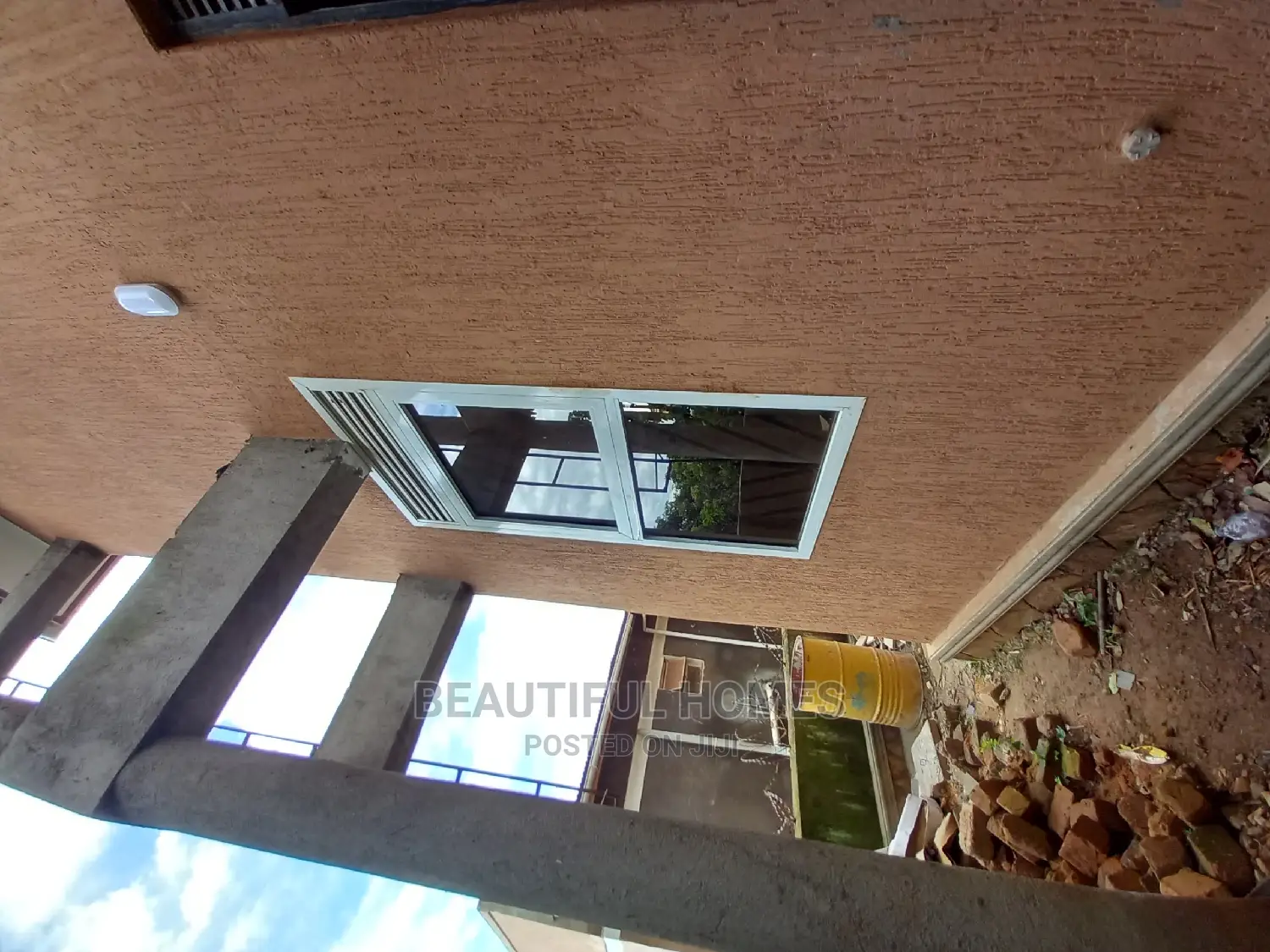Furnished 4bdrm Mansion in Kansanga Expatriates, Makindye for Sale in Makindye