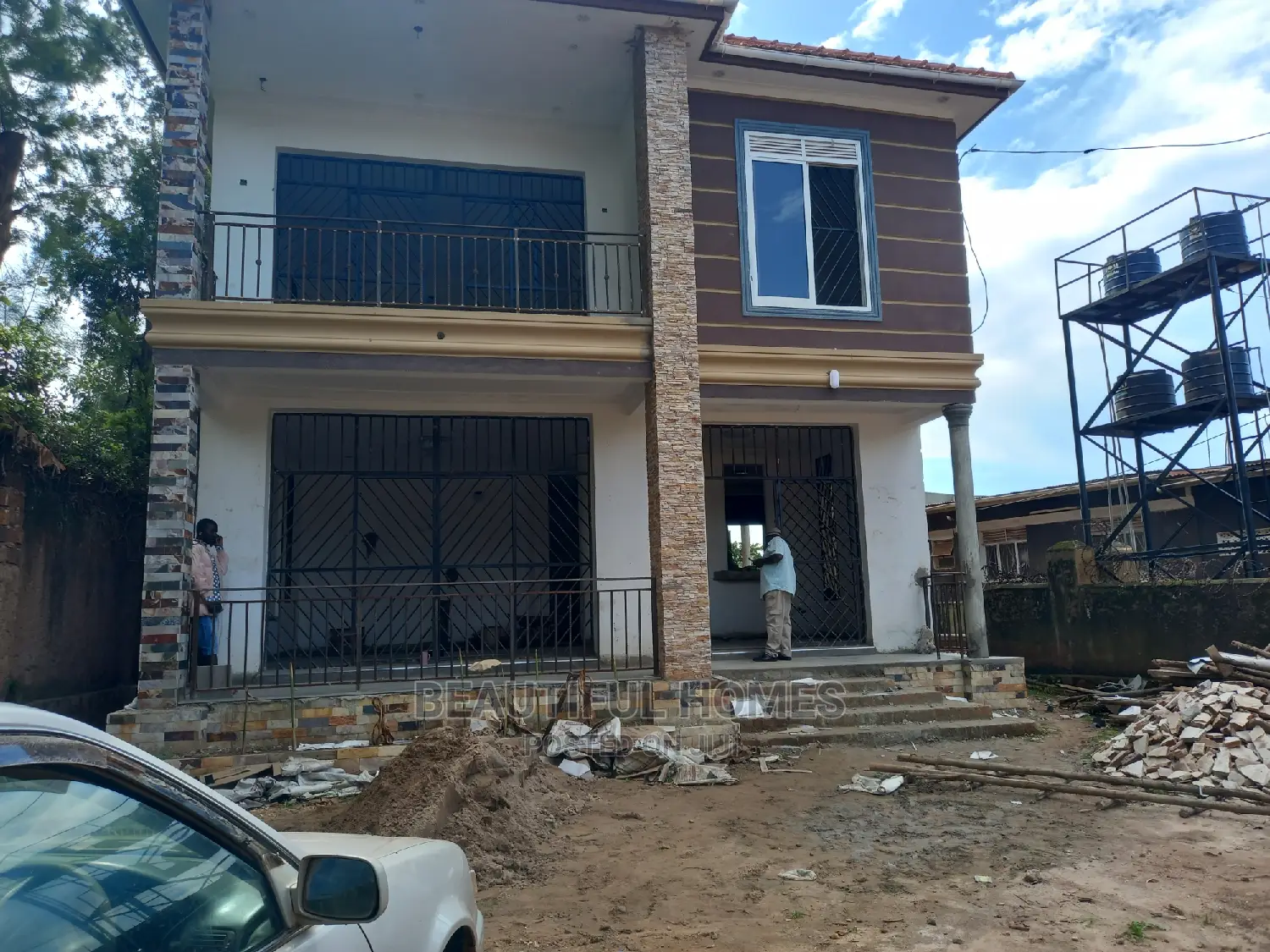 Furnished 4bdrm Mansion in Kansanga Tarmacked, Makindye for Sale in Makindye