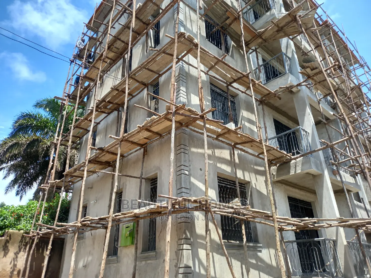Furnished 1bdrm Apartment in Kansanga Rich, Makindye for Sale in Makindye