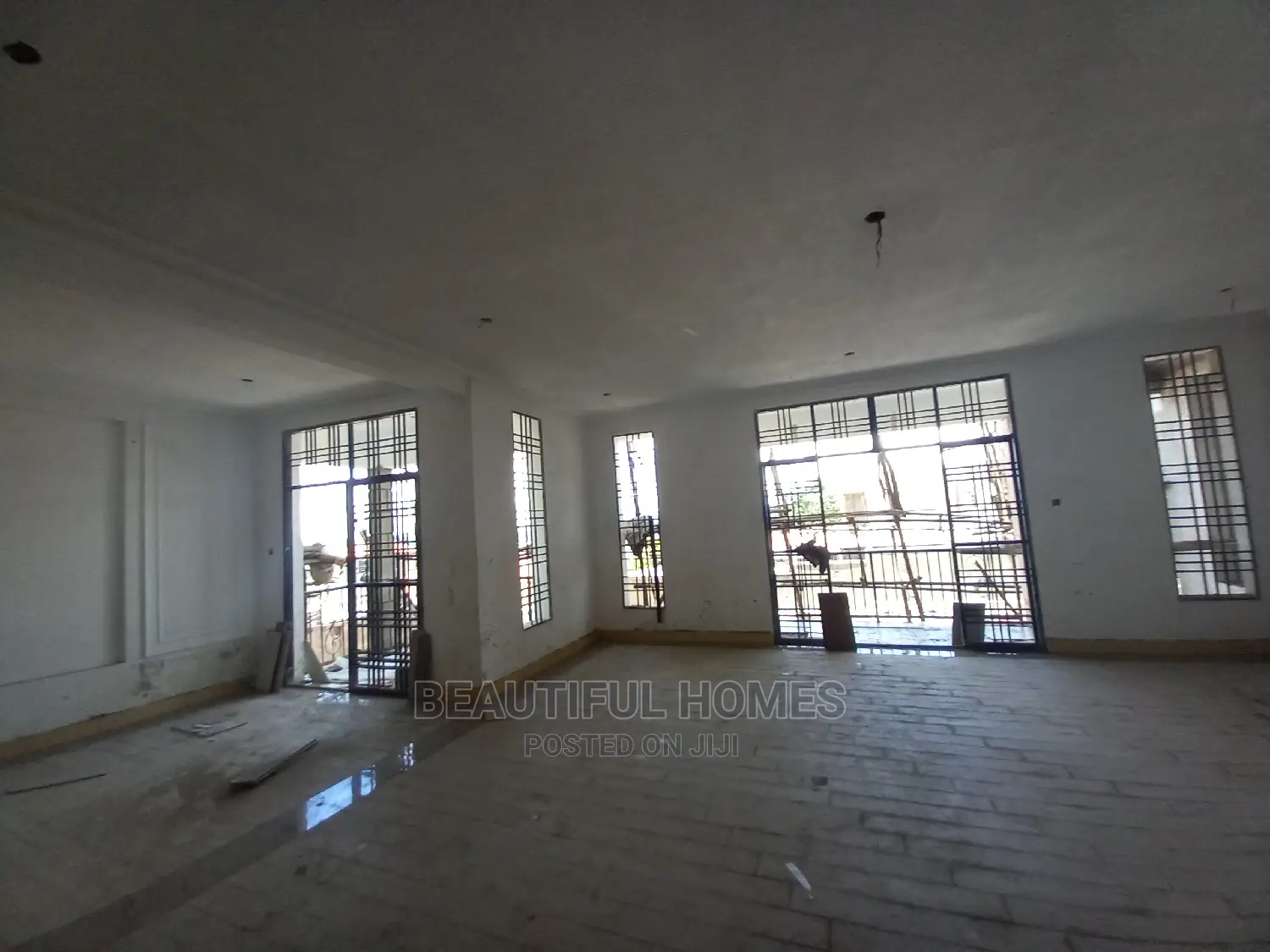 Furnished 7bdrm Mansion in Kigo Serena, Makindye for Sale in Makindye