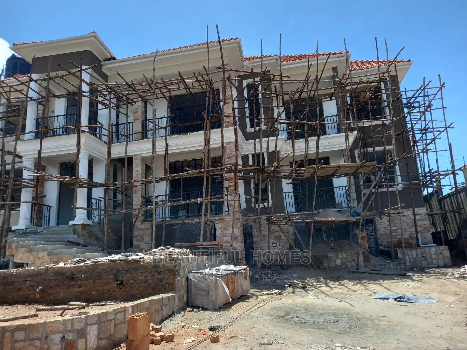 Furnished 7bdrm Mansion in Kigo Rich, Makindye for Sale in Makindye