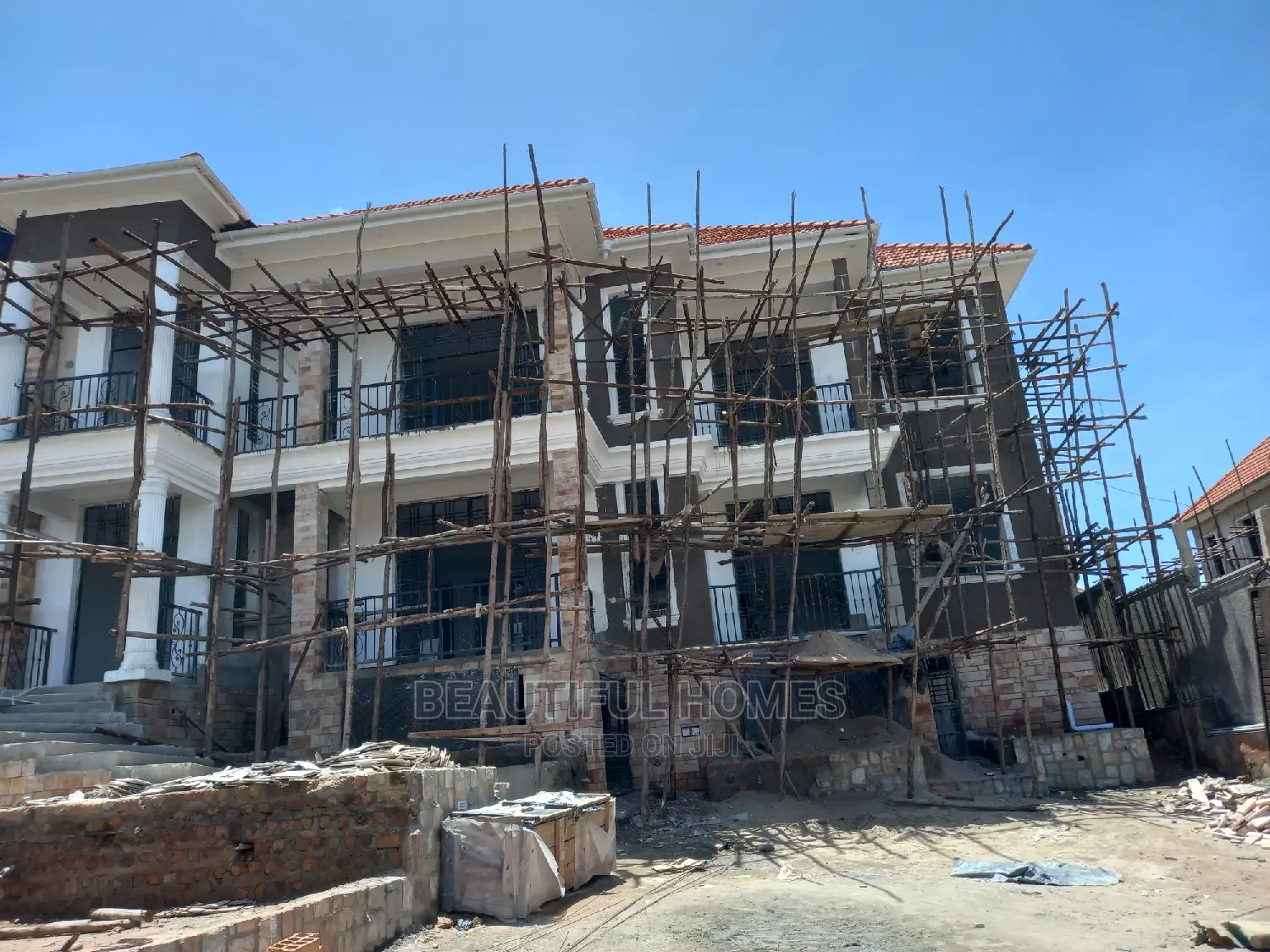 Furnished 7bdrm Mansion in Kigo Rich, Makindye for Sale in Makindye