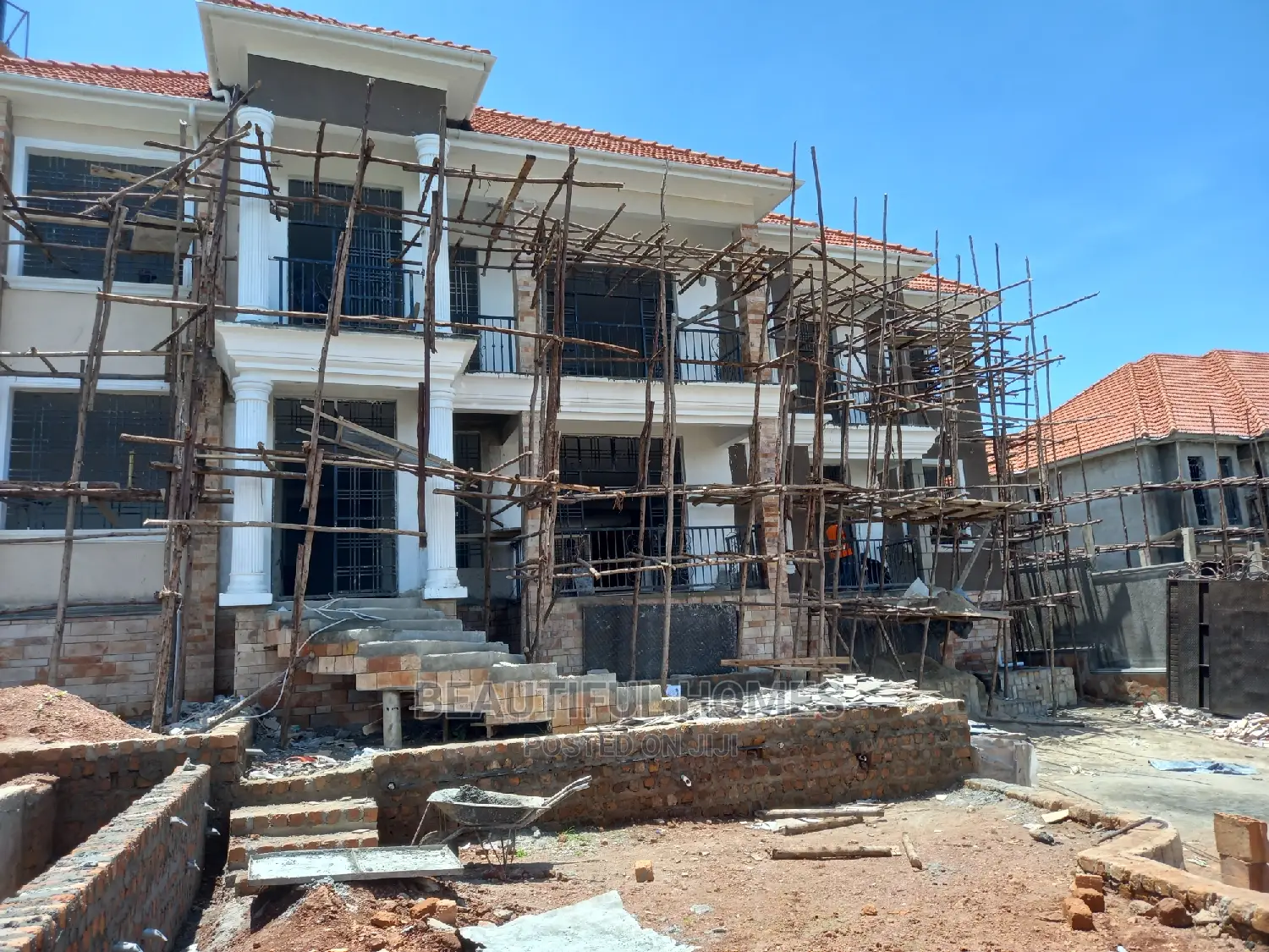 Furnished 7bdrm Mansion in Kigo, Makindye for Sale in Makindye