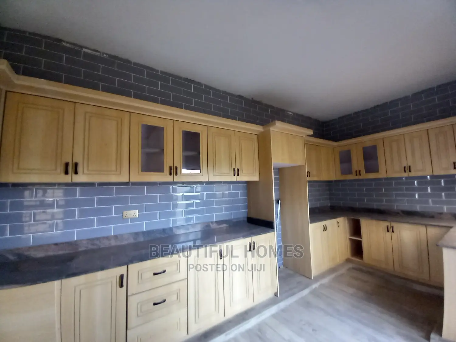 Furnished 4bdrm Bungalow in Kisaasi, Central Division for Sale in Central Division