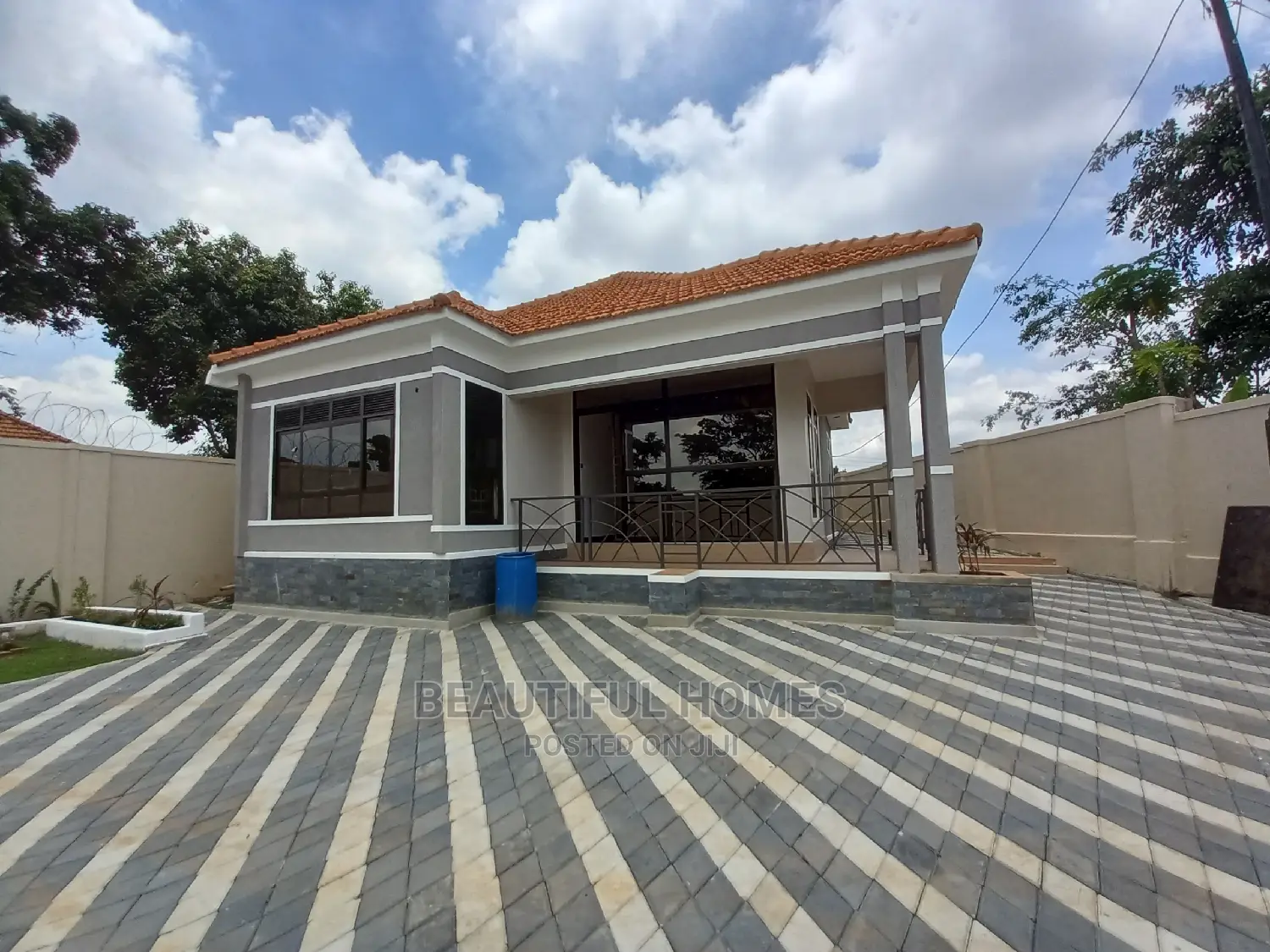 Furnished 4bdrm House in Kisaasi, Central Division for Sale in Central Division