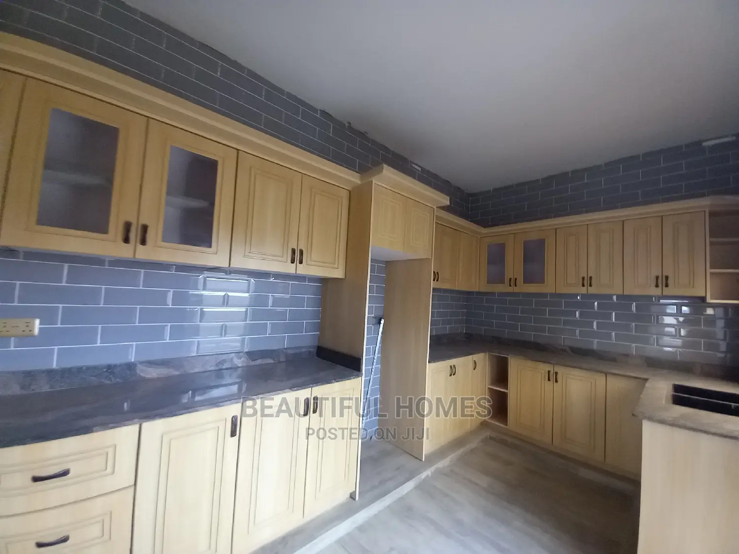 Furnished 4bdrm House in Kisaasi, Central Division for Sale in Central Division