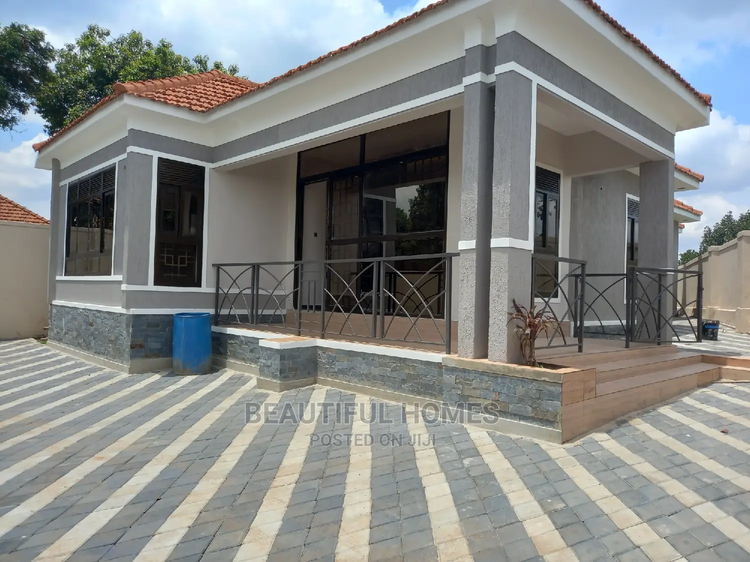 Furnished 4bdrm House in Kisaasi, Central Division for Sale in Central Division
