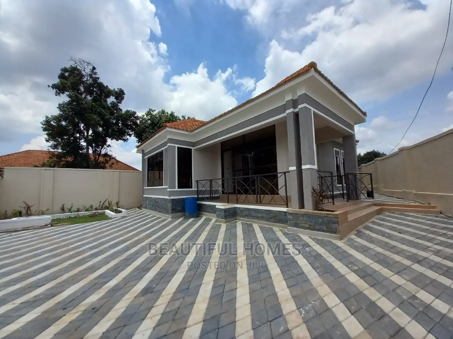 Furnished 4bdrm House in Kisaasi, Central Division for Sale in Central Division