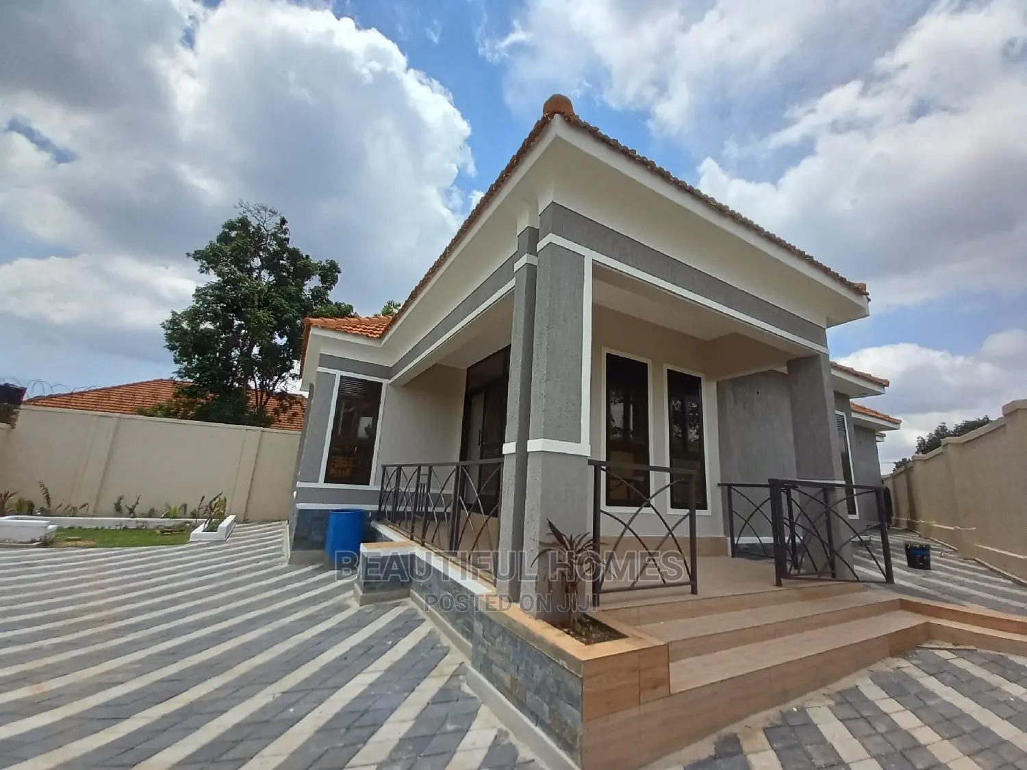 Furnished 4bdrm Bungalow in Kisaasi Corporate, Central Division in Central Division