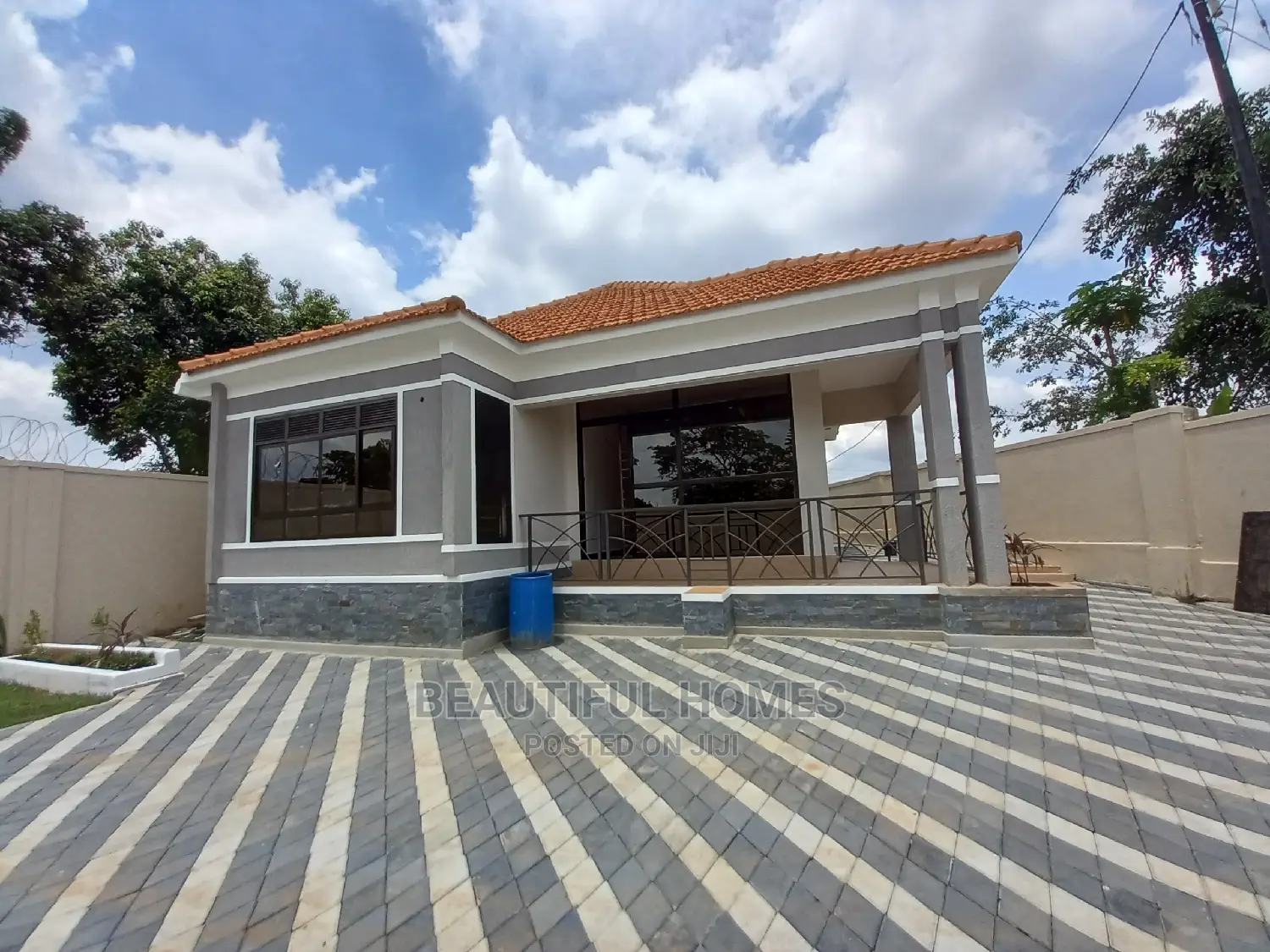 Furnished 4bdrm Bungalow in Kisaasi Corporate, Central Division in Central Division