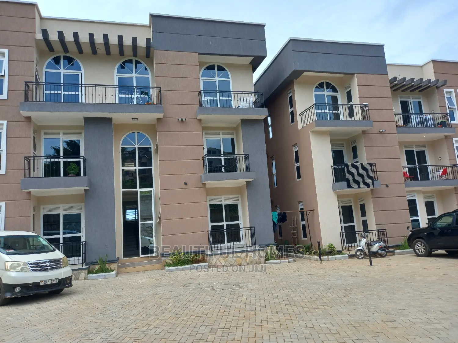 Furnished 1bdrm Block of Flats in Muyenga, Makindye for Sale in Makindye