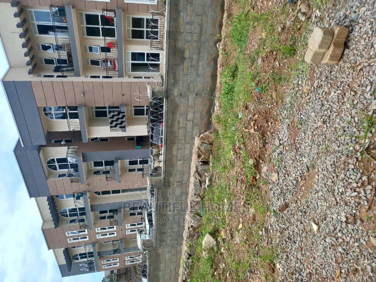 Furnished 1bdrm Block of Flats in Muyenga, Makindye for Sale in Makindye