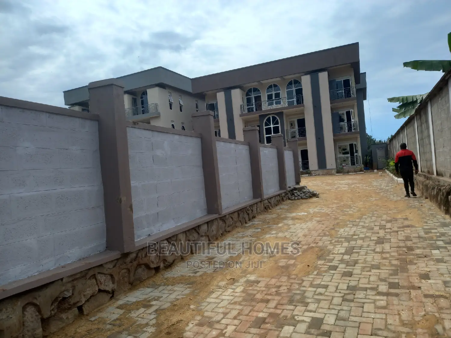 Furnished 2bdrm Apartment in Muyenga, Makindye for Sale in Makindye