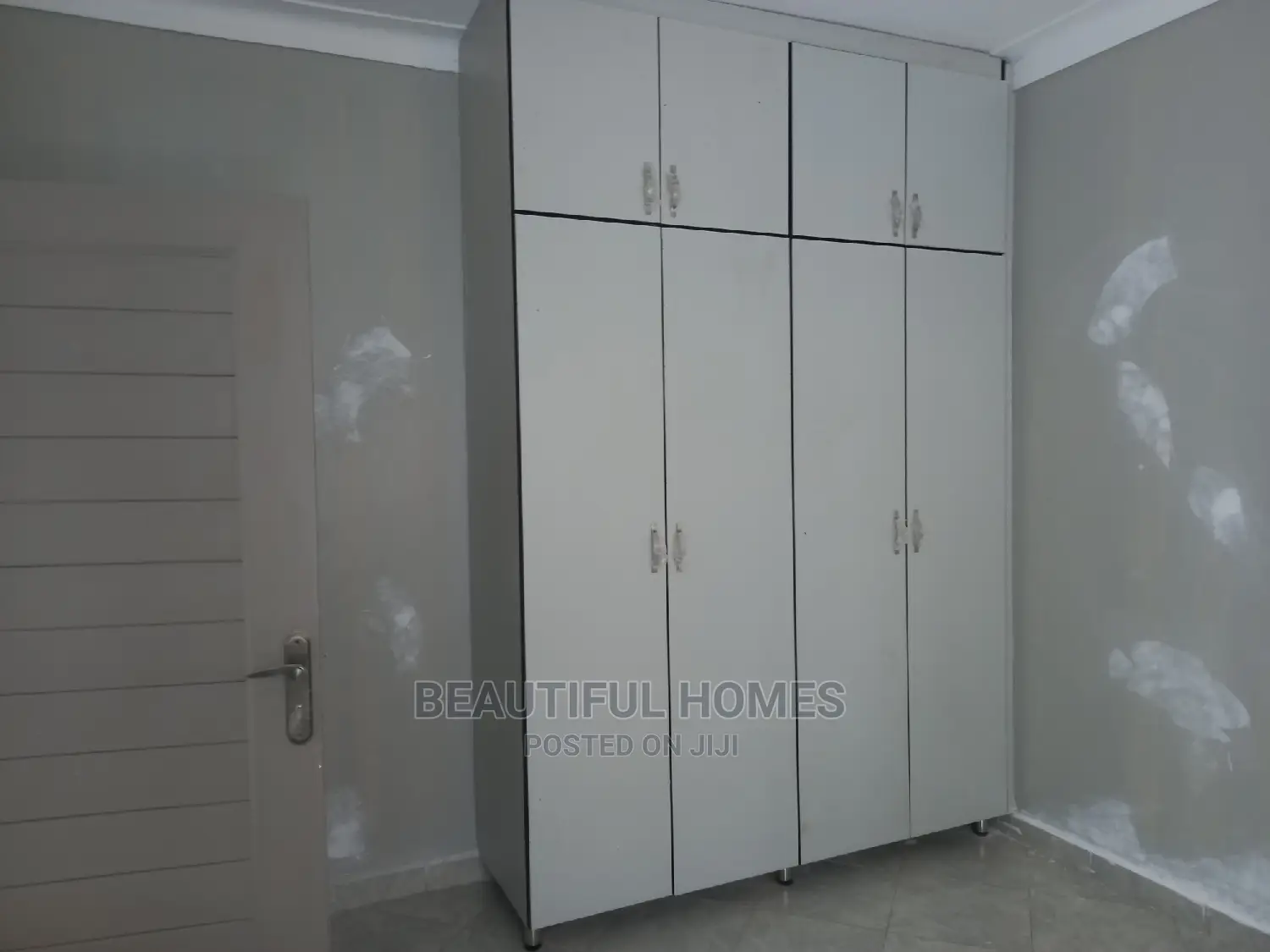 Furnished 2bdrm Apartment in Muyenga, Makindye for Sale in Makindye
