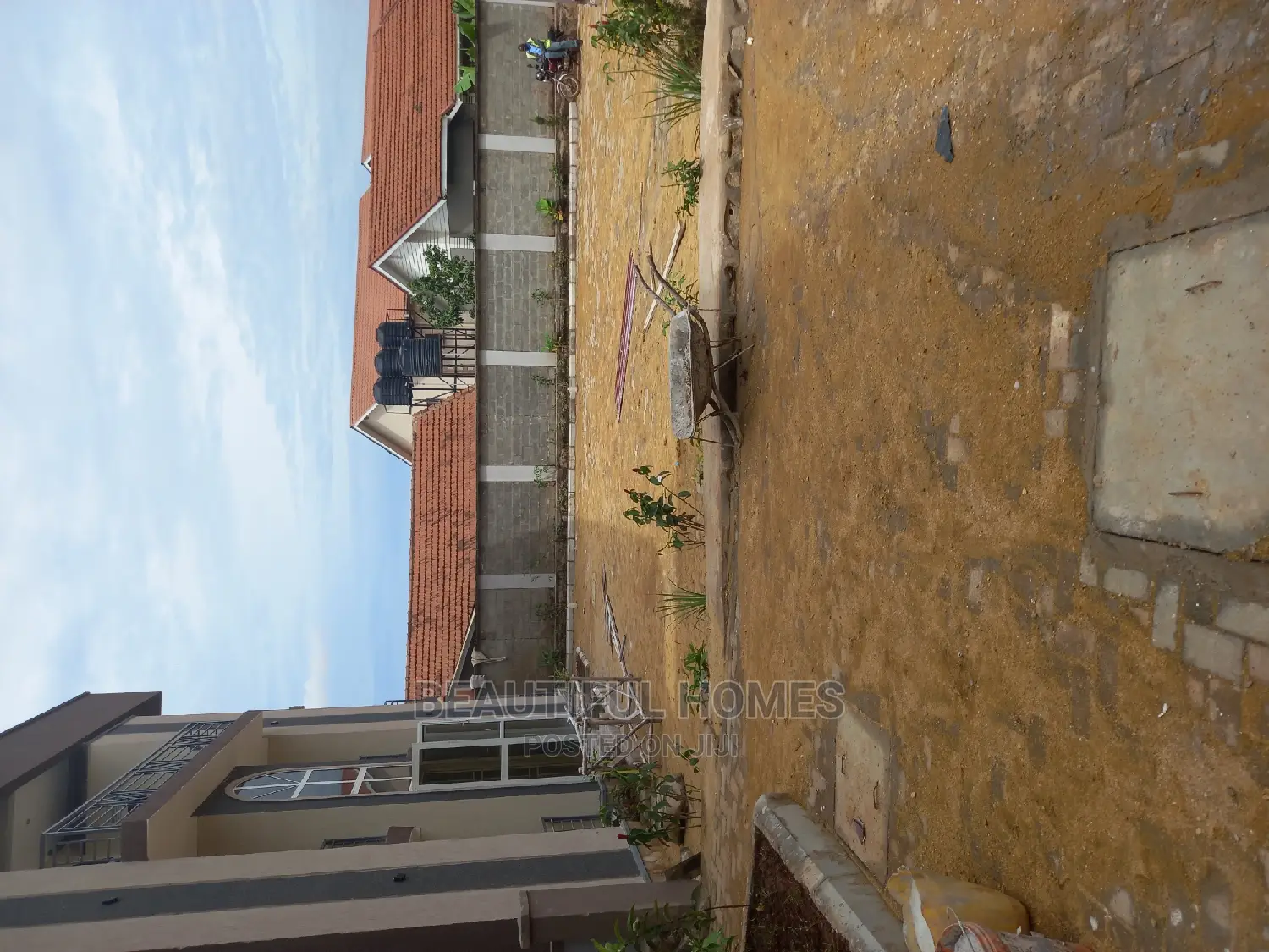 Furnished 2bdrm Apartment in Muyenga, Makindye for Sale in Makindye