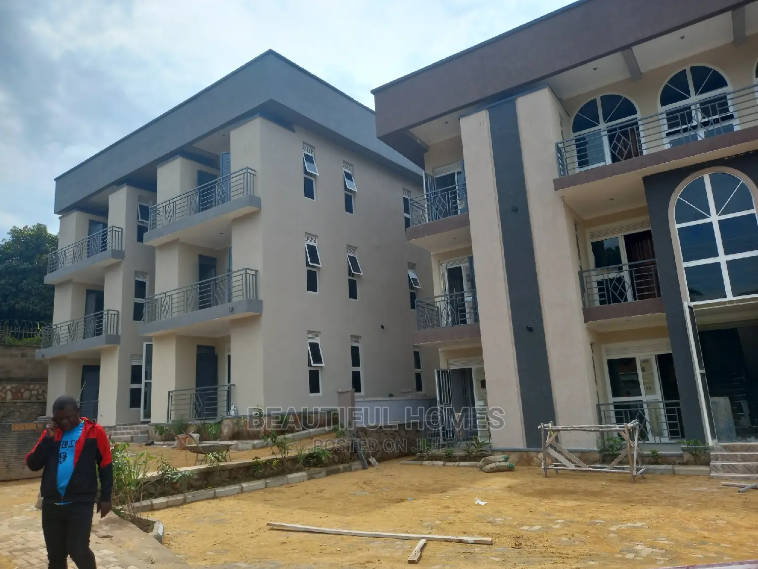 Furnished 2bdrm Apartment in Muyenga, Makindye for Sale in Makindye