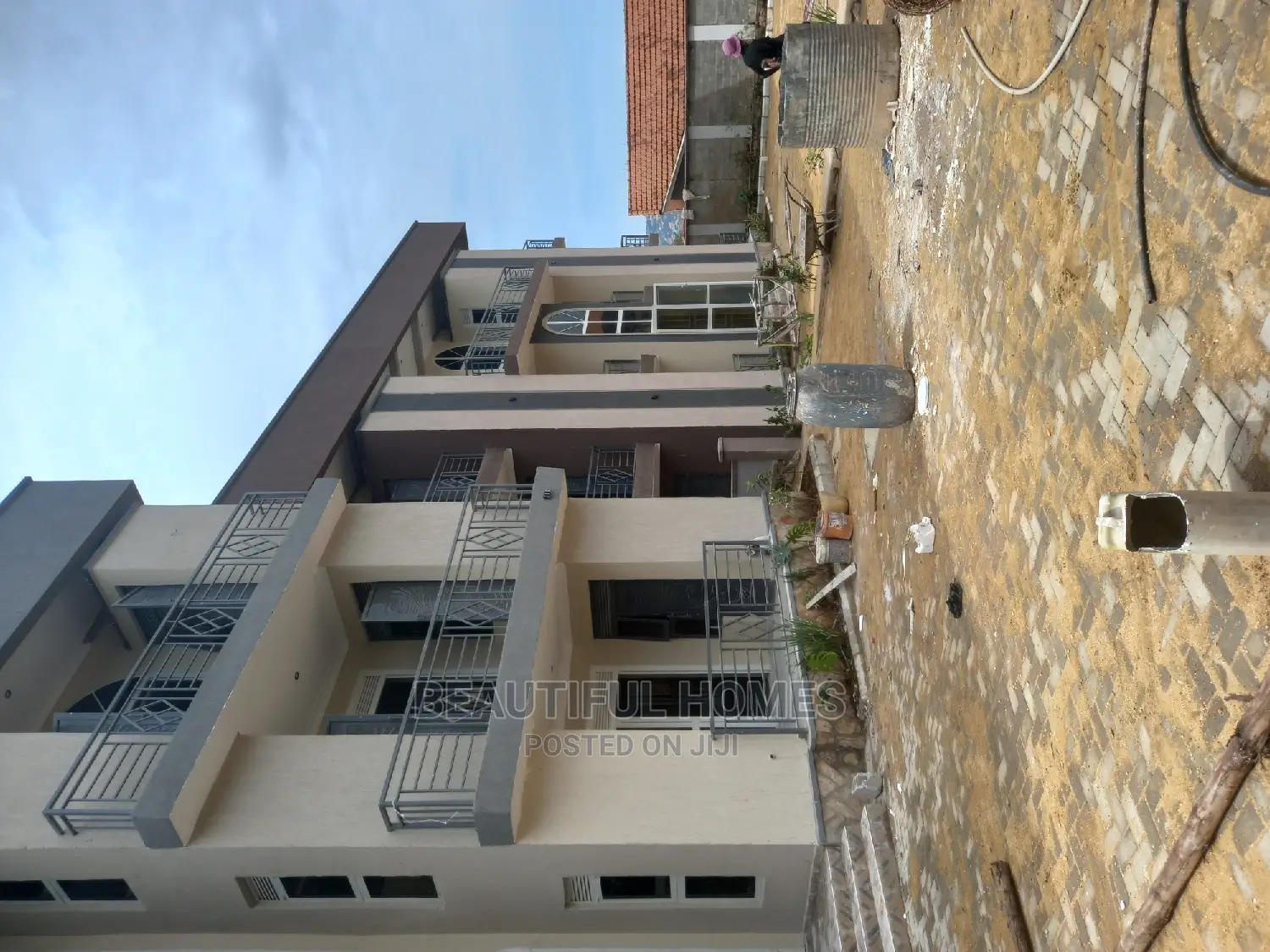 Furnished 2bdrm Block of Flats in Muyenga, Makindye for Sale in Makindye