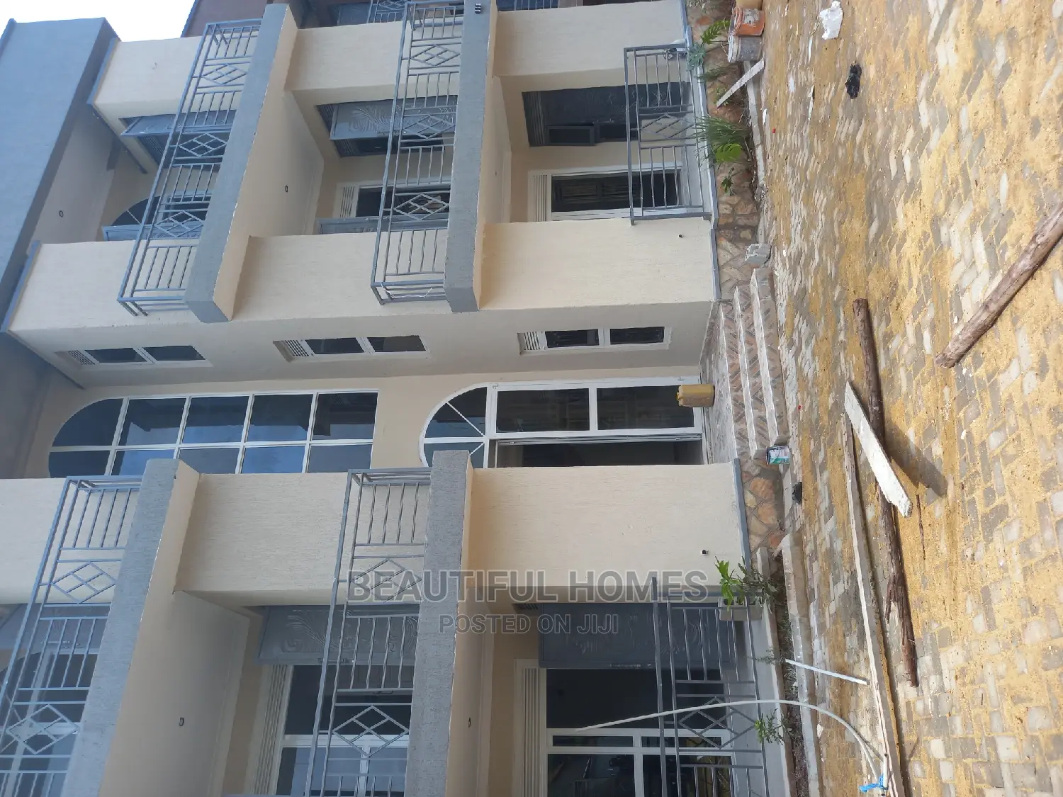 Furnished 2bdrm Block of Flats in Muyenga, Makindye for Sale in Makindye