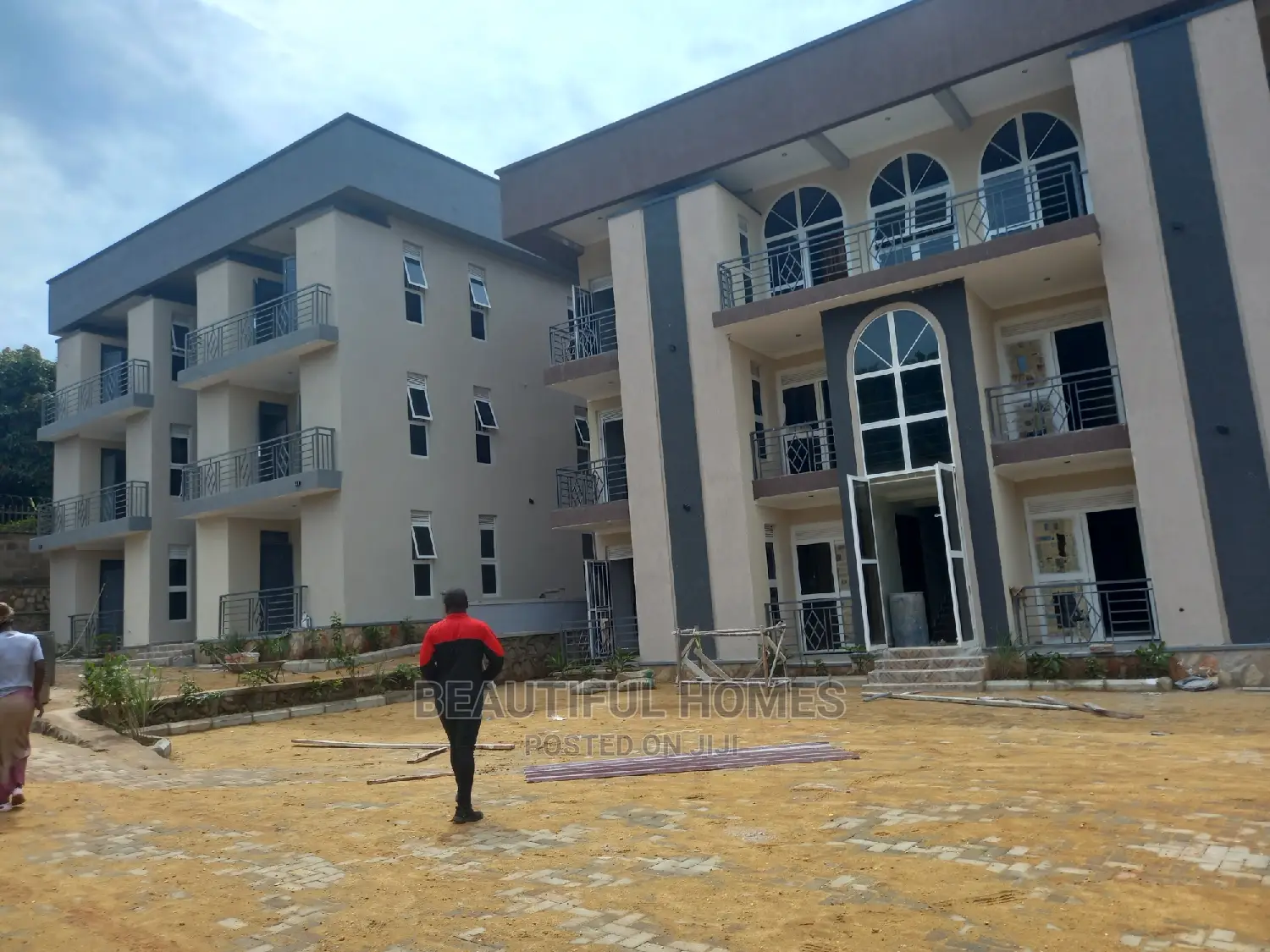 Furnished 2bdrm Apartment in Muyenga, Makindye for Sale in Makindye