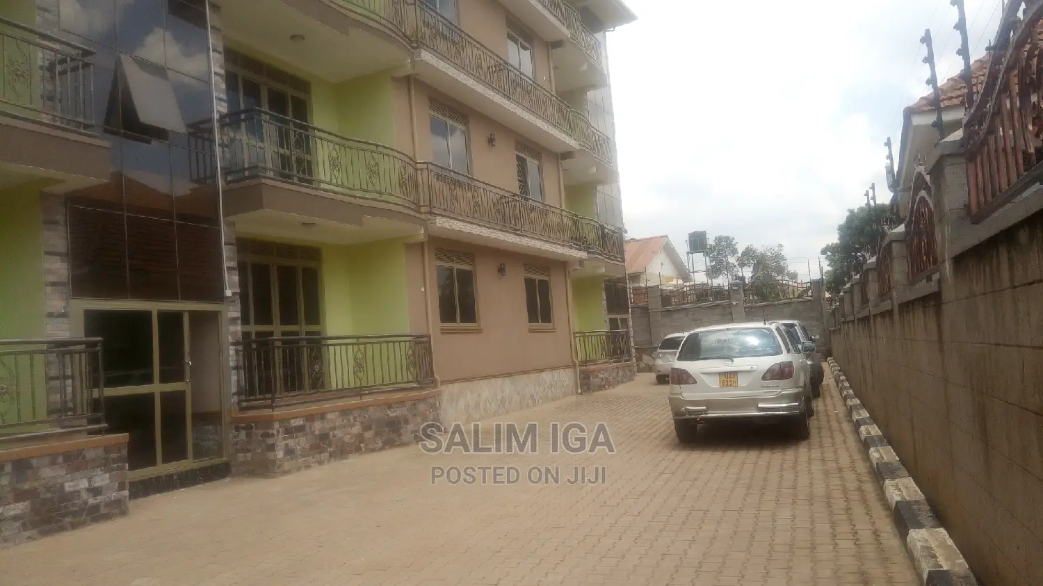 Furnished 1bdrm Block of Flats in Kololo Property, Central Division in Central Division