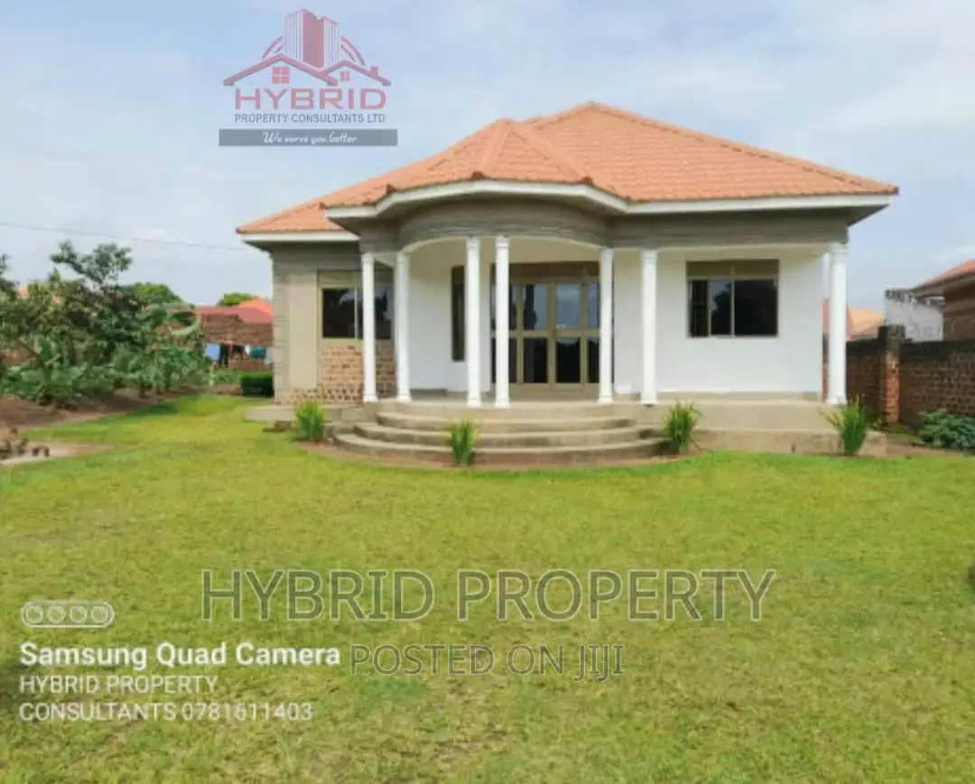 4bdrm House in Namusera~Wakiso for sale in Wakiso / Wakiso