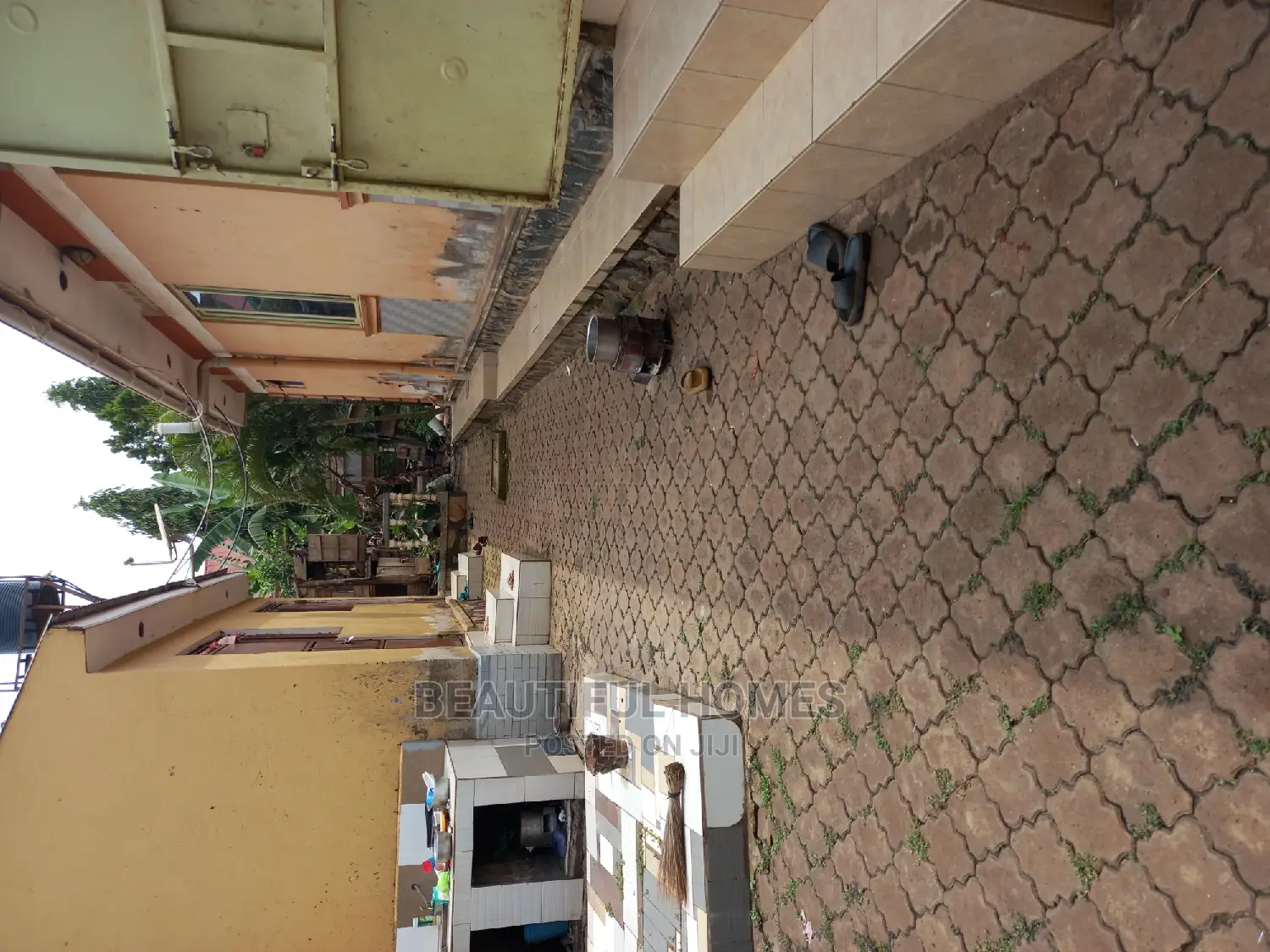 Furnished 4bdrm House in Kira for Sale in Kira